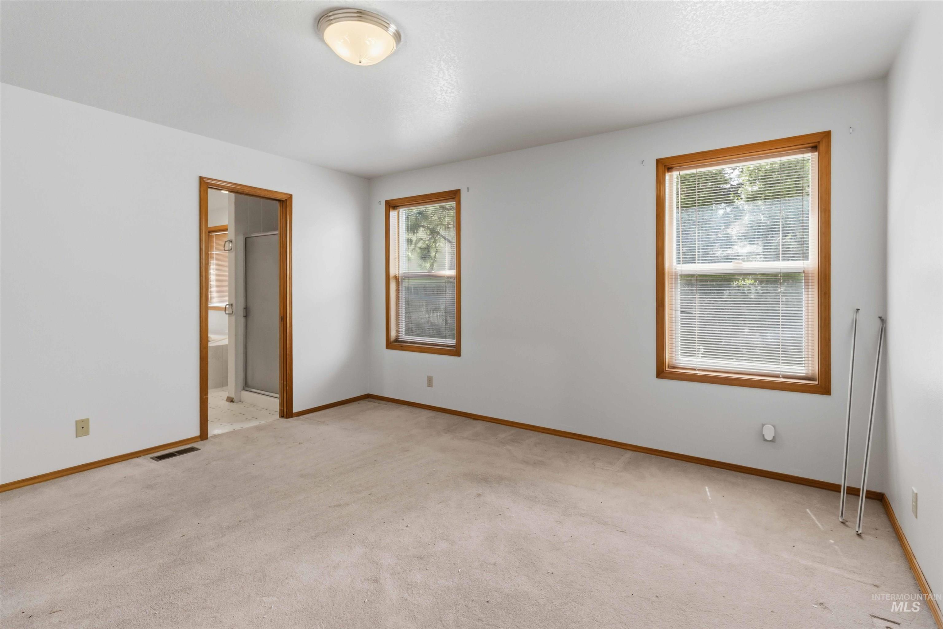 10541 W Rockwood St, Boise, Idaho 83704, 4 Bedrooms, 2 Bathrooms, Residential For Sale, Price $499,900, 98983640