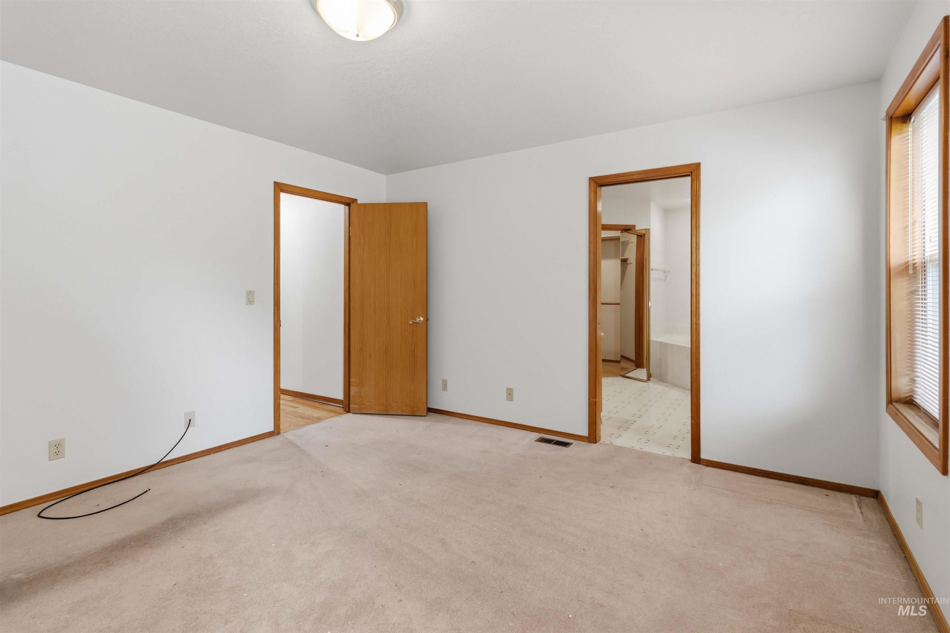 10541 W Rockwood St, Boise, Idaho 83704, 4 Bedrooms, 2 Bathrooms, Residential For Sale, Price $499,900, 98983640