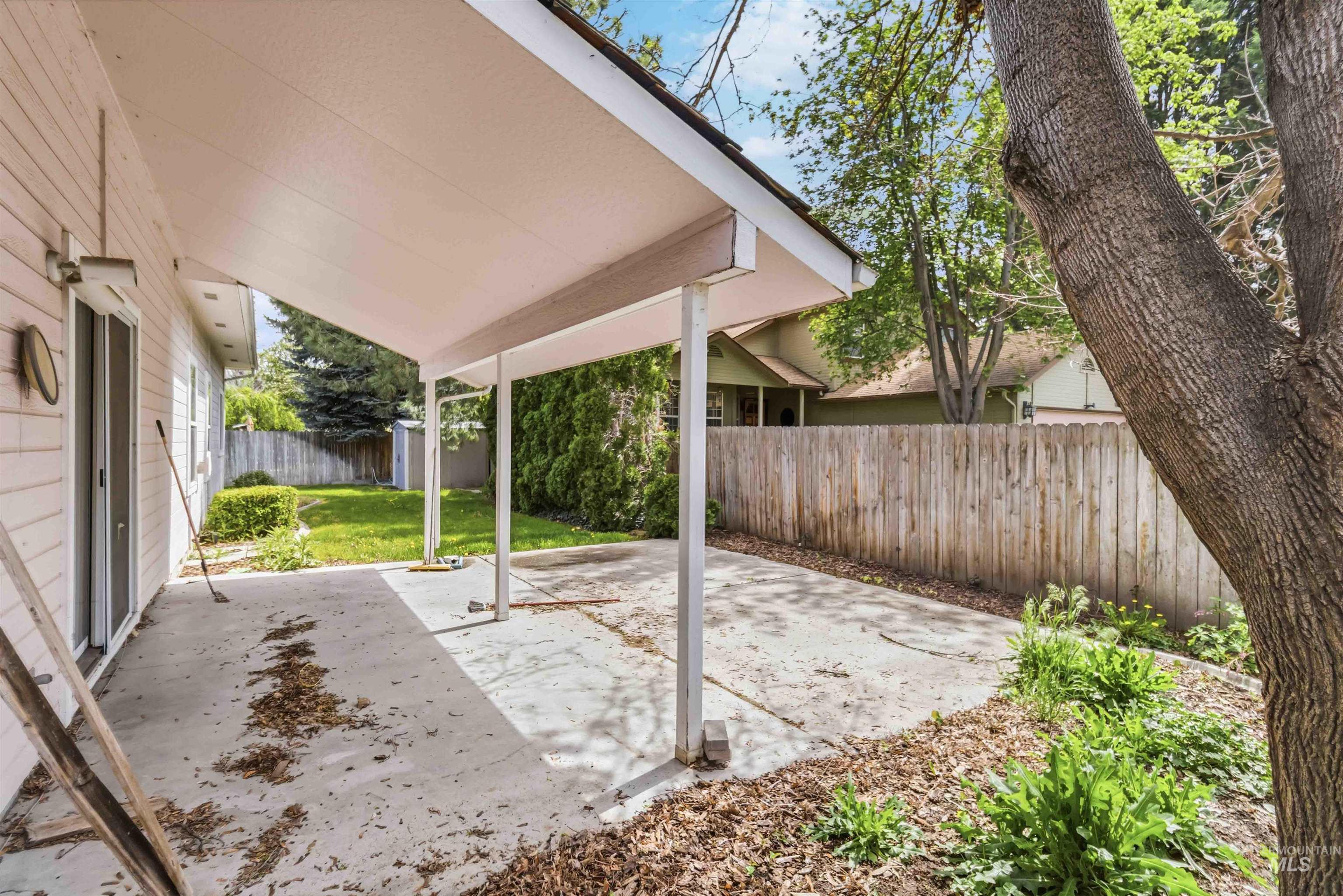 10541 W Rockwood St, Boise, Idaho 83704, 4 Bedrooms, 2 Bathrooms, Residential For Sale, Price $499,900, 98983640