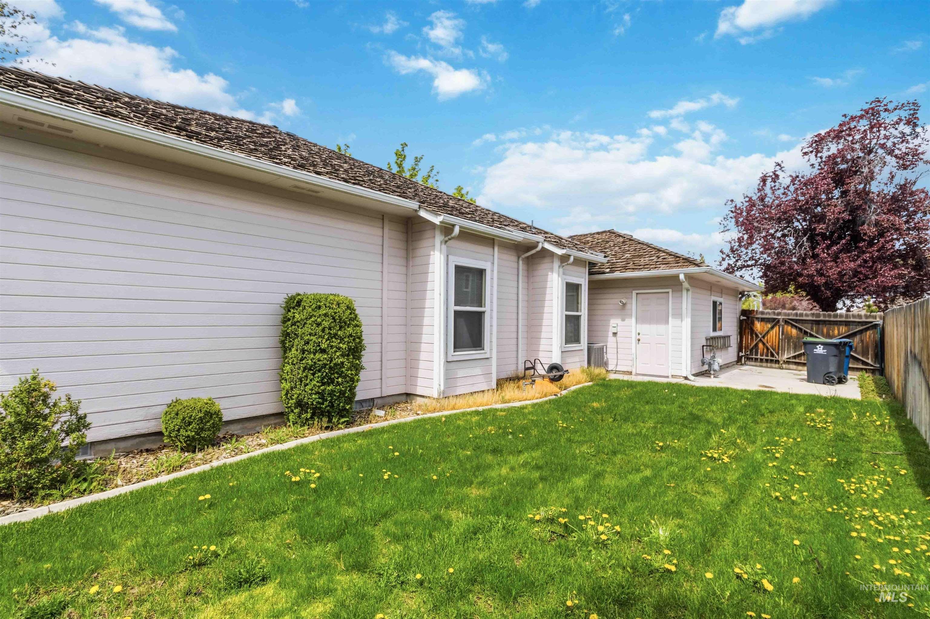 10541 W Rockwood St, Boise, Idaho 83704, 4 Bedrooms, 2 Bathrooms, Residential For Sale, Price $499,900, 98983640