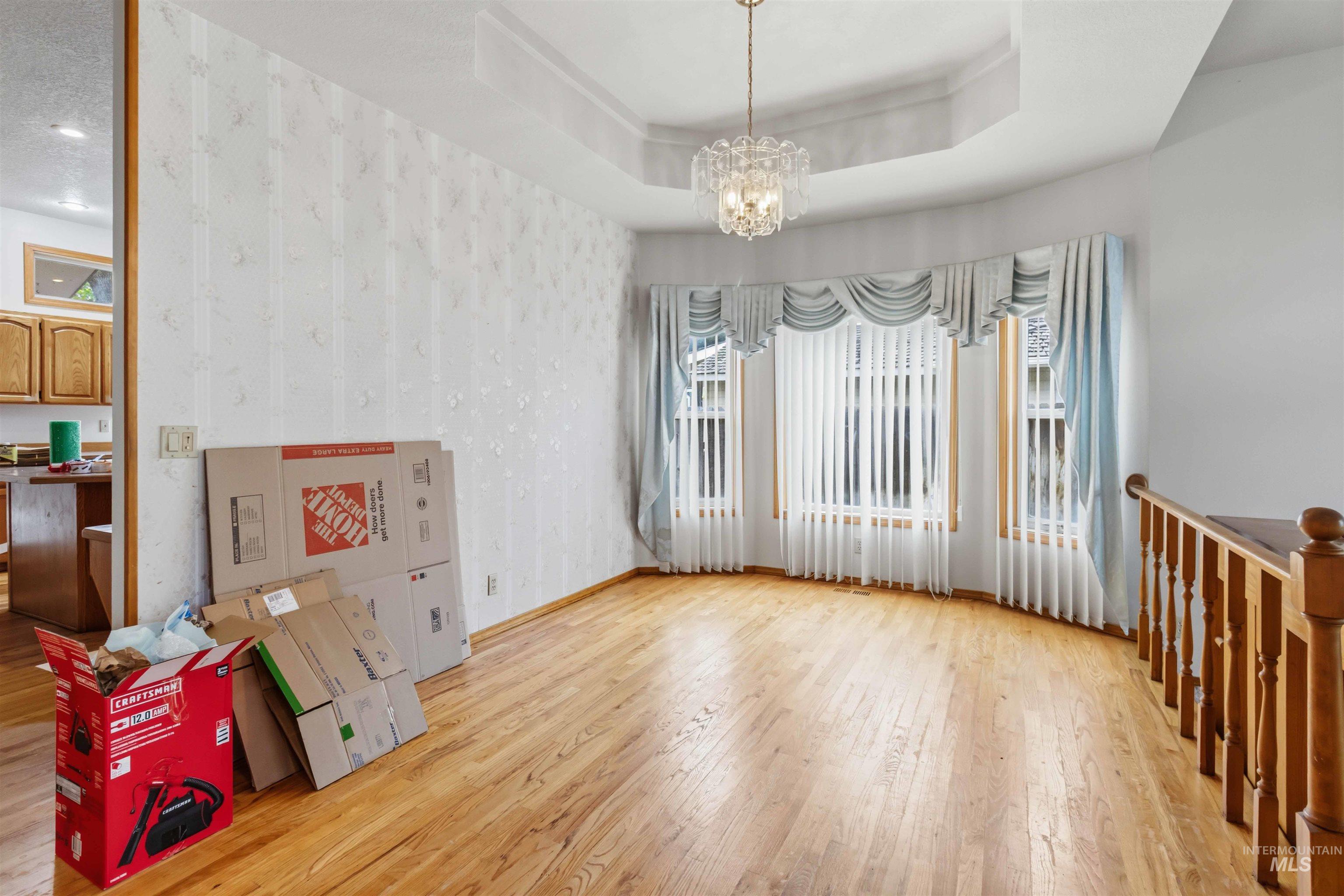 10541 W Rockwood St, Boise, Idaho 83704, 4 Bedrooms, 2 Bathrooms, Residential For Sale, Price $499,900, 98983640