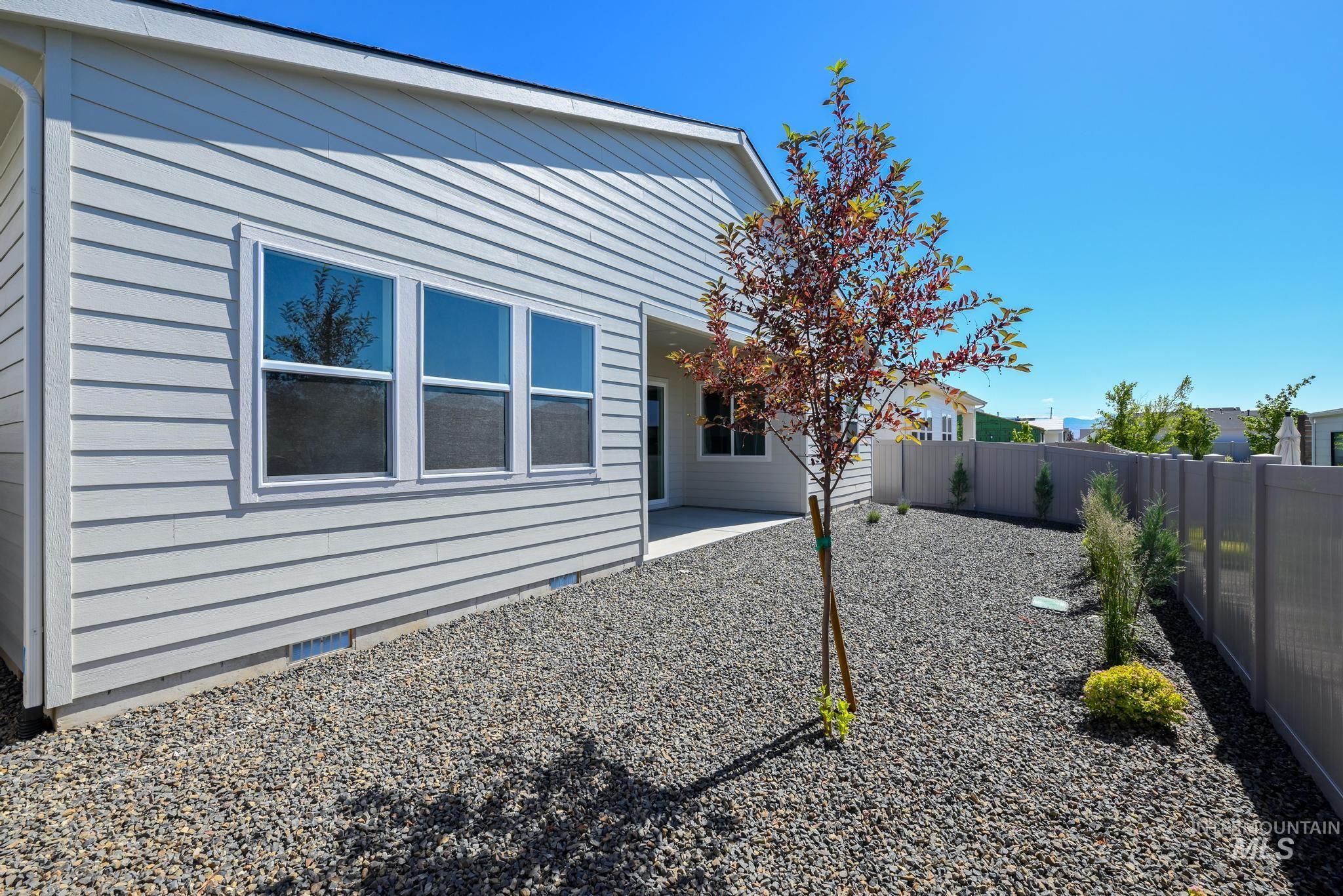 8669 W Stock Bridge St, Star, Idaho 83669, 2 Bedrooms, 2.5 Bathrooms, Residential For Sale, Price $689,000, 98983643
