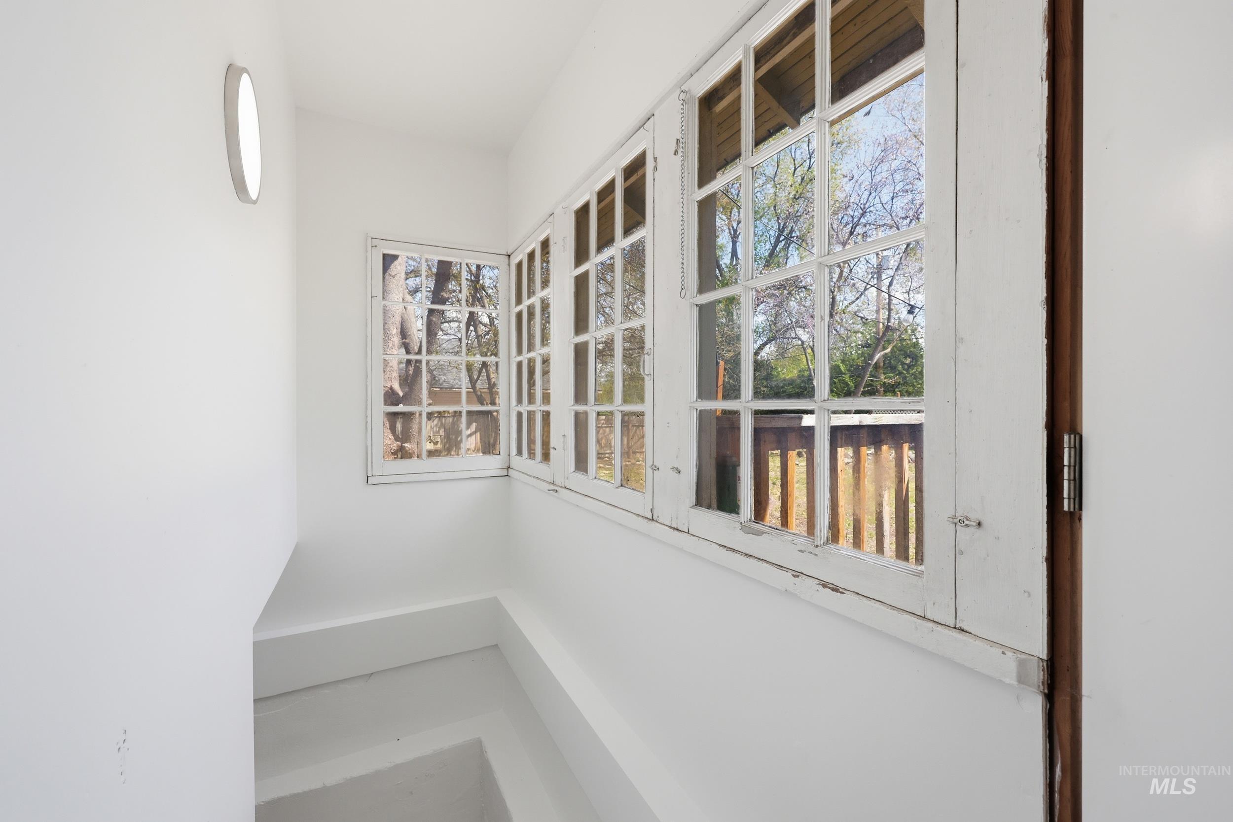 1609 Idaho Avenue, Caldwell, Idaho 83605, 2 Bedrooms, 1 Bathroom, Residential For Sale, Price $280,000, 98983645