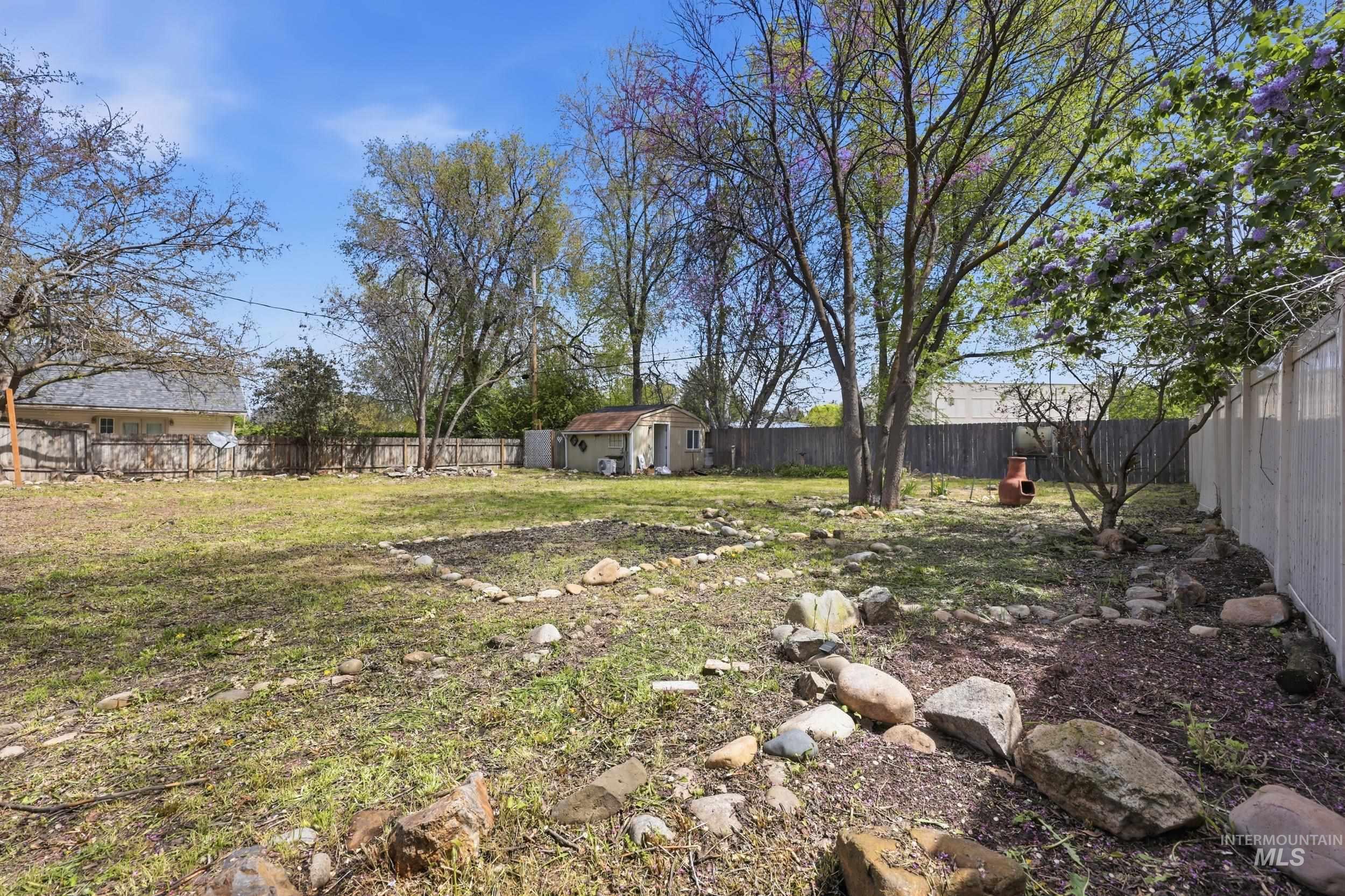 1609 Idaho Avenue, Caldwell, Idaho 83605, 2 Bedrooms, 1 Bathroom, Residential For Sale, Price $280,000, 98983645