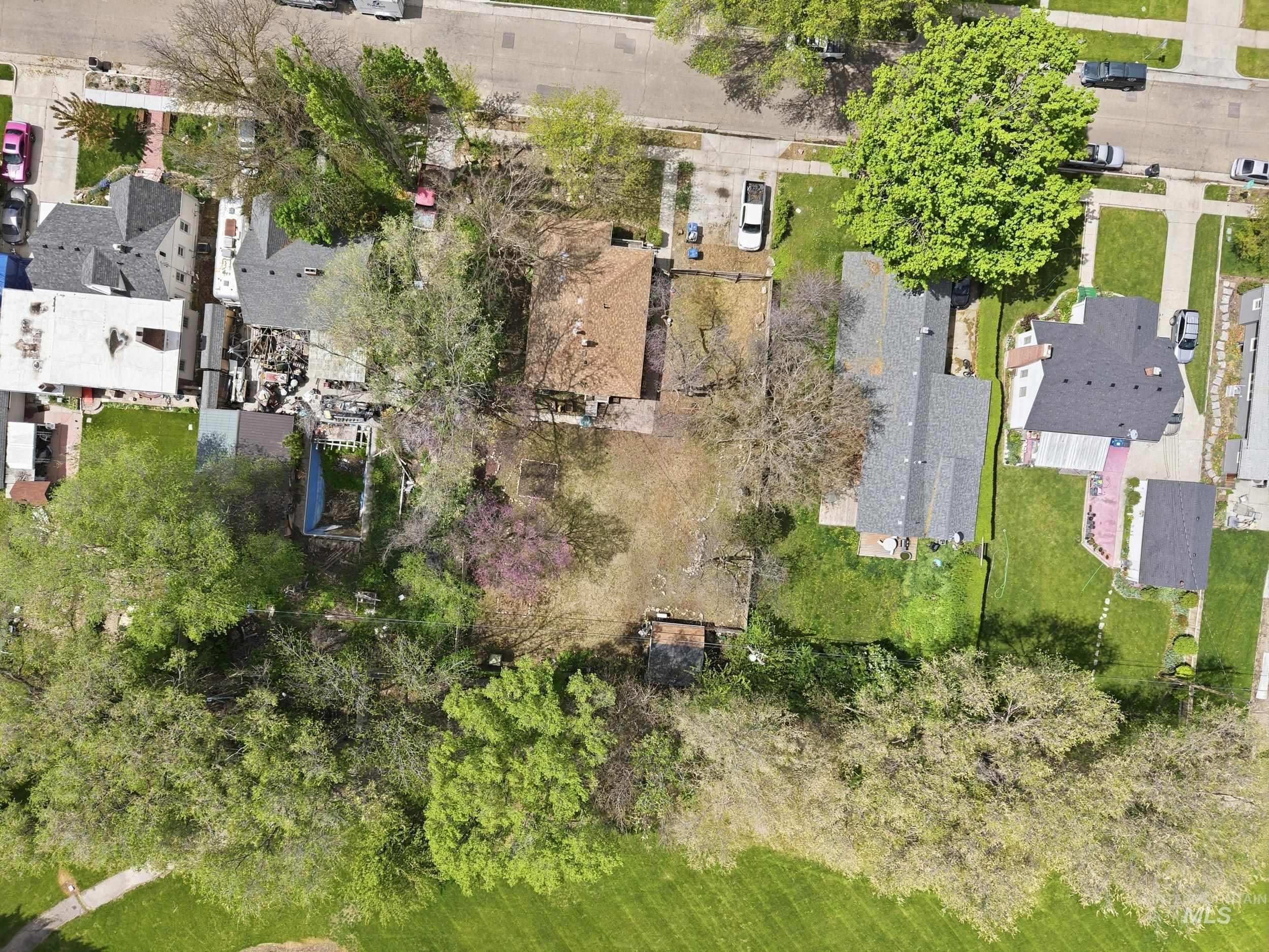 1609 Idaho Avenue, Caldwell, Idaho 83605, 2 Bedrooms, 1 Bathroom, Residential For Sale, Price $280,000, 98983645