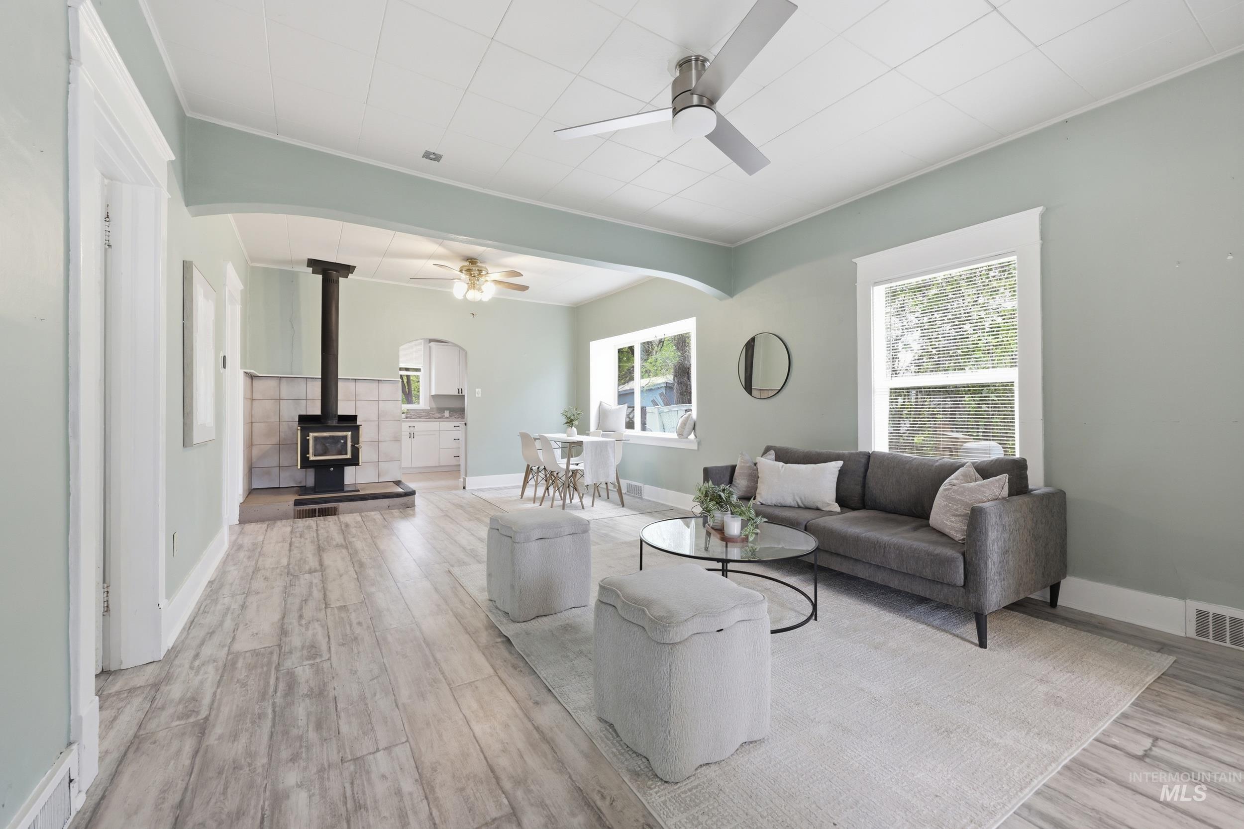 1609 Idaho Avenue, Caldwell, Idaho 83605, 2 Bedrooms, 1 Bathroom, Residential For Sale, Price $280,000, 98983645