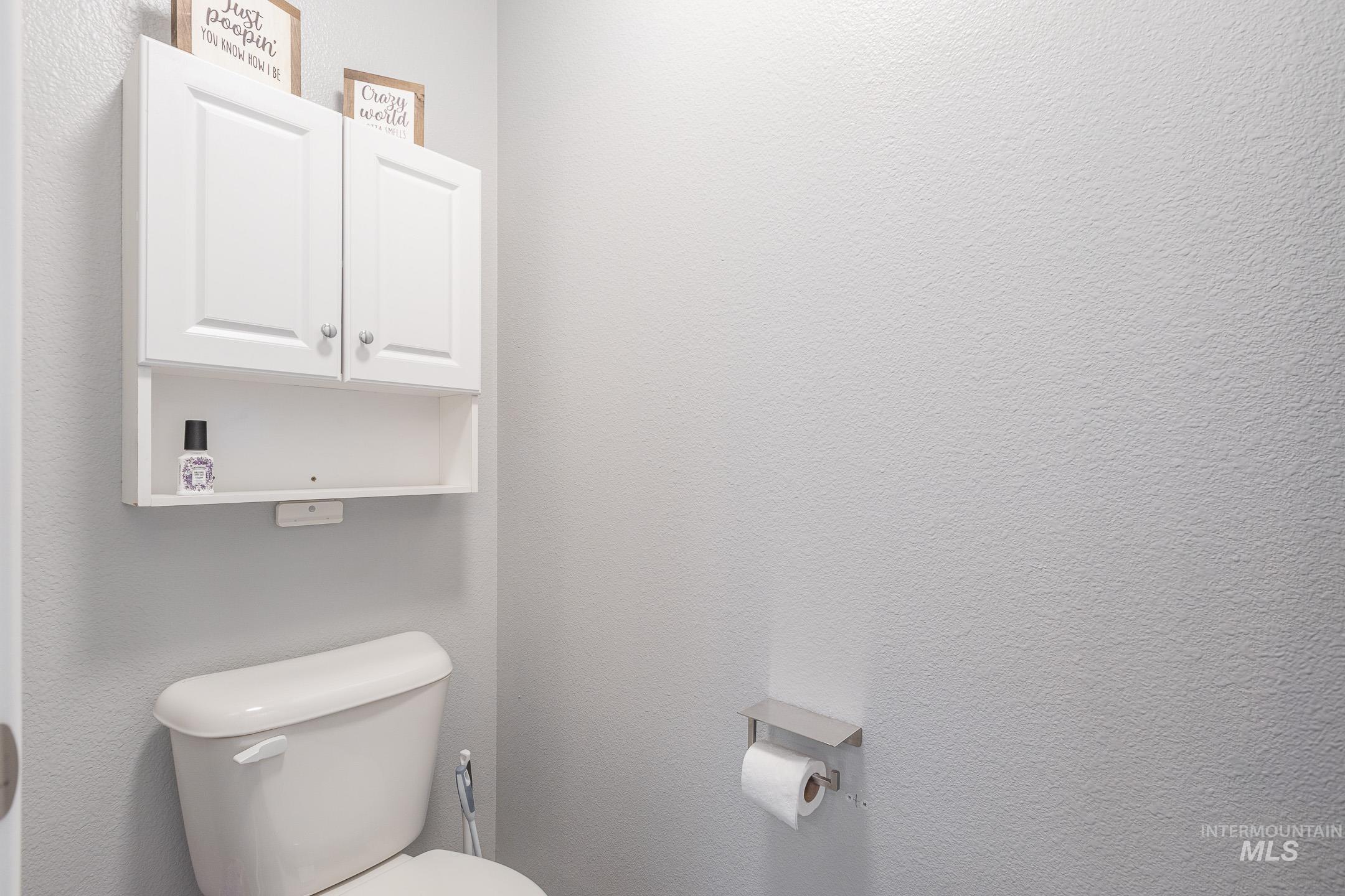 4461 E E Stone Falls Dr, Nampa, Idaho 83686-4860, 4 Bedrooms, 2.5 Bathrooms, Residential For Sale, Price $435,000,MLS 98983646