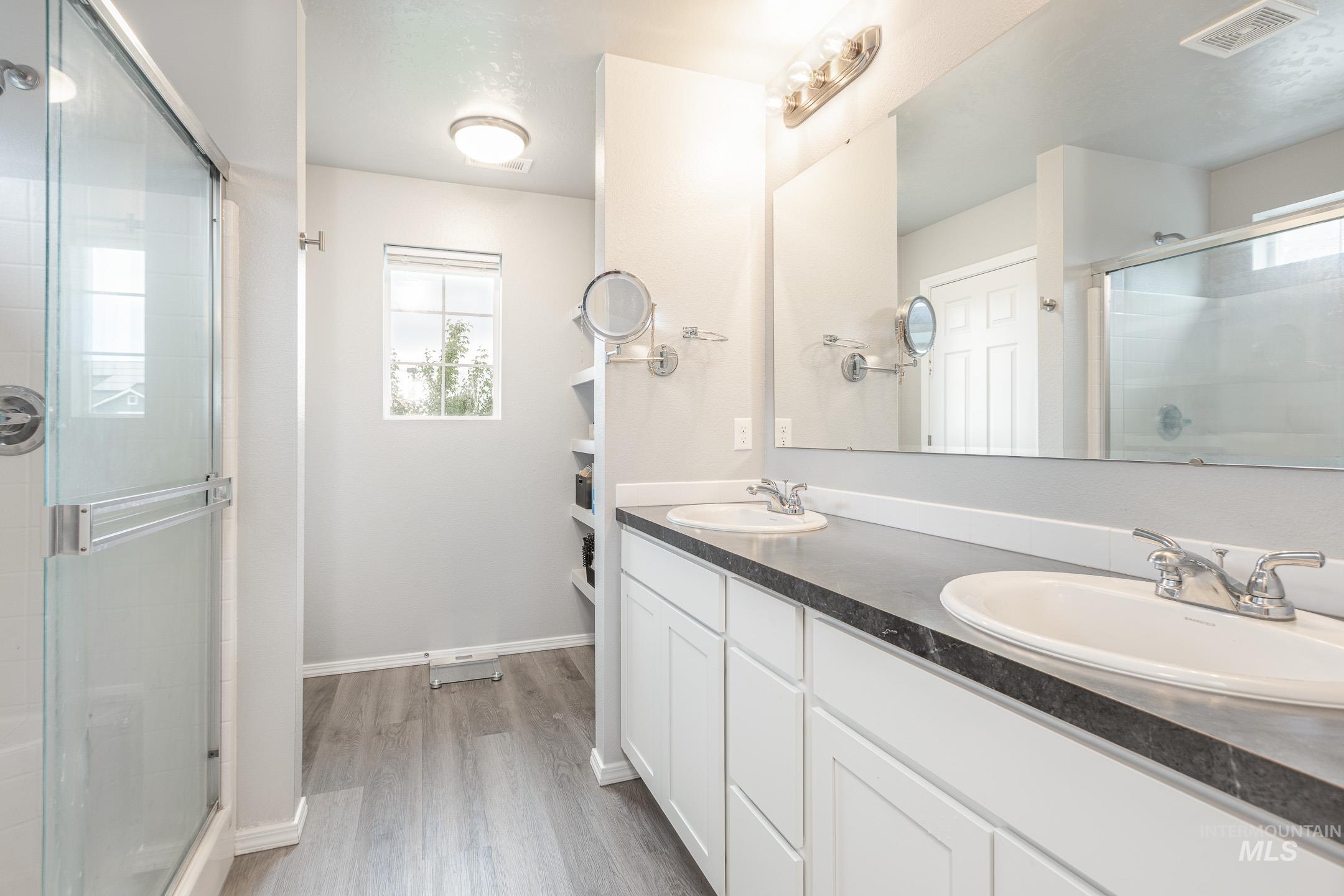 4461 E E Stone Falls Dr, Nampa, Idaho 83686-4860, 4 Bedrooms, 2.5 Bathrooms, Residential For Sale, Price $435,000,MLS 98983646