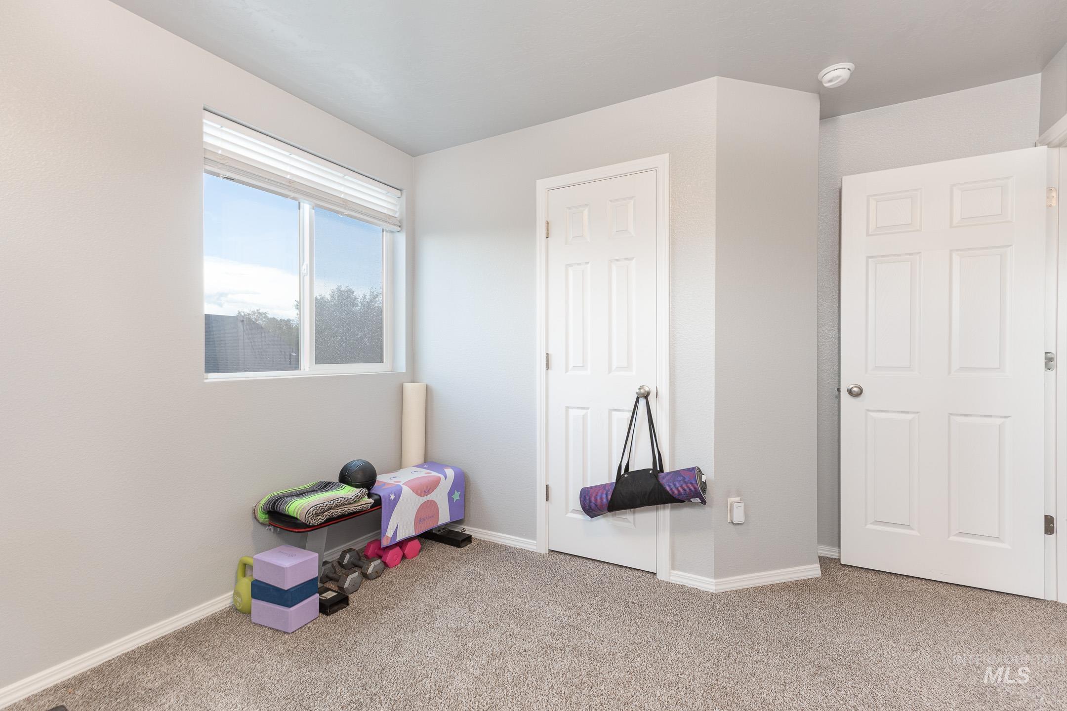 4461 E E Stone Falls Dr, Nampa, Idaho 83686-4860, 4 Bedrooms, 2.5 Bathrooms, Residential For Sale, Price $435,000,MLS 98983646