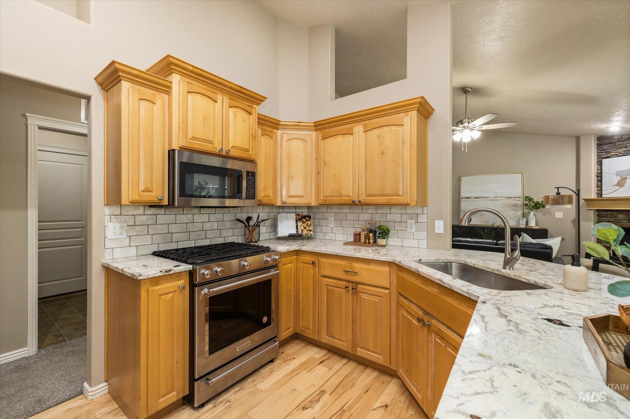 1894 W Divide Creek St, Meridian, Idaho 83646, 3 Bedrooms, 2.5 Bathrooms, Residential For Sale, Price $614,900, 98983649