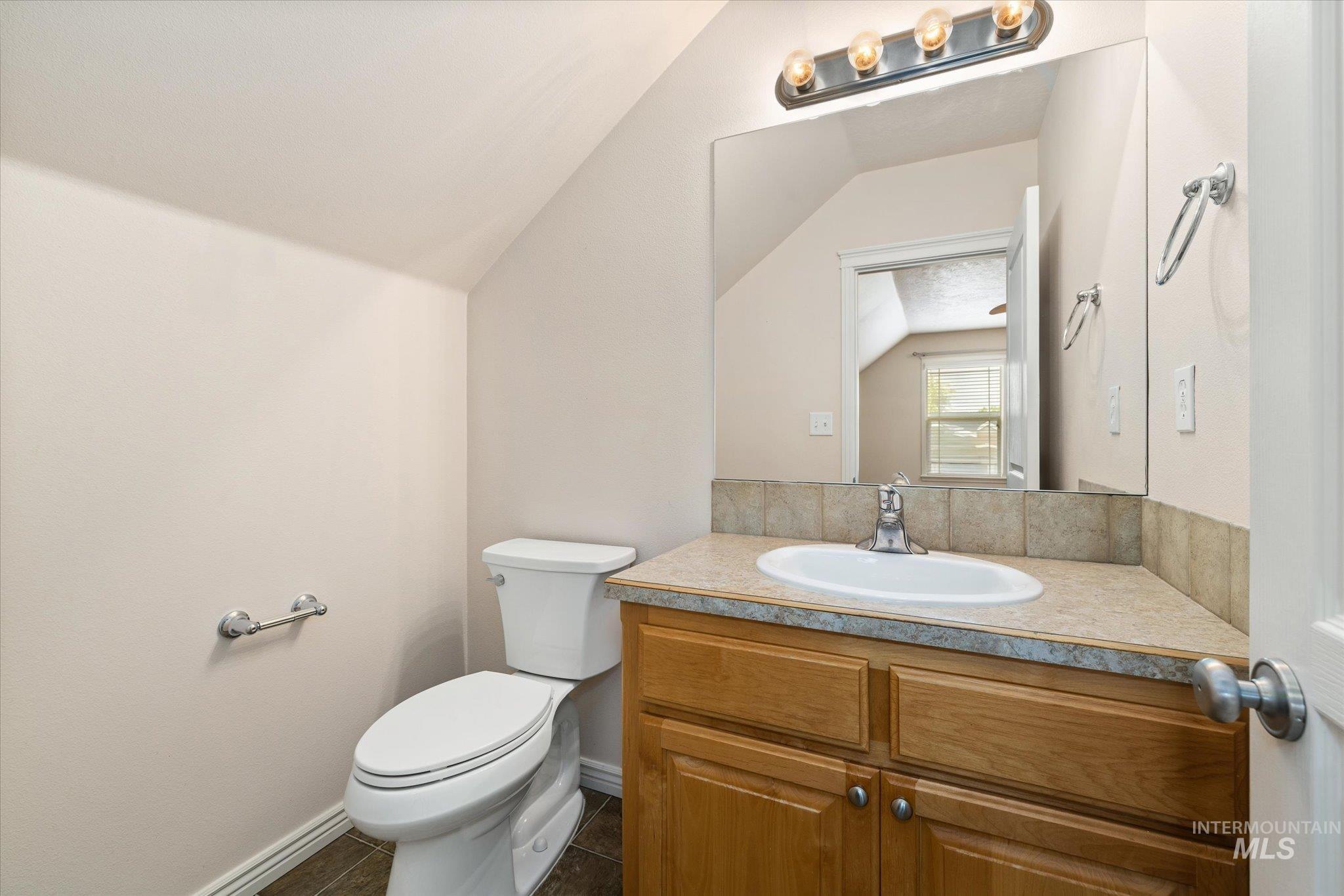 1894 W Divide Creek St, Meridian, Idaho 83646, 3 Bedrooms, 2.5 Bathrooms, Residential For Sale, Price $614,900, 98983649