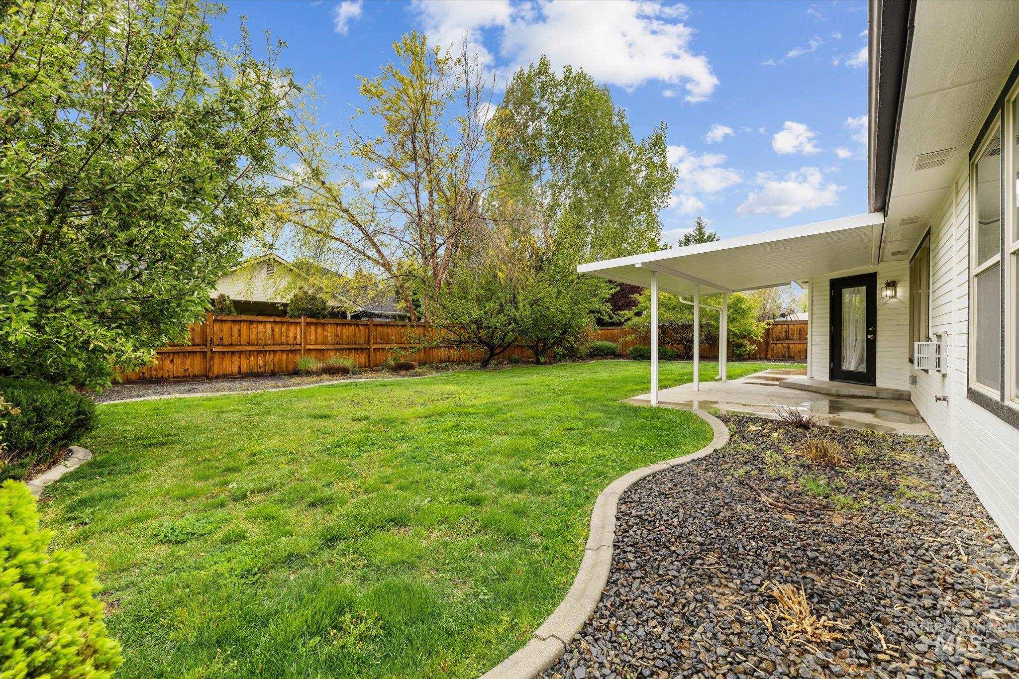1894 W Divide Creek St, Meridian, Idaho 83646, 3 Bedrooms, 2.5 Bathrooms, Residential For Sale, Price $614,900, 98983649