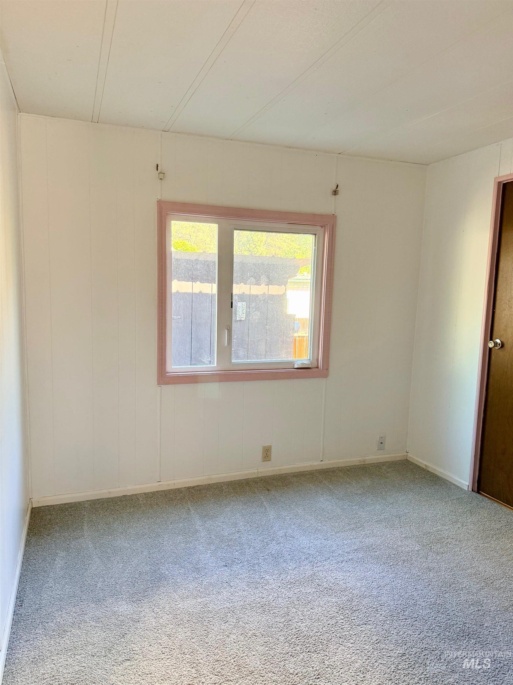 5 Bass Lane, Orofino, Idaho 83544, 3 Bedrooms, 2 Bathrooms, Residential For Sale, Price $95,000,MLS 98983654