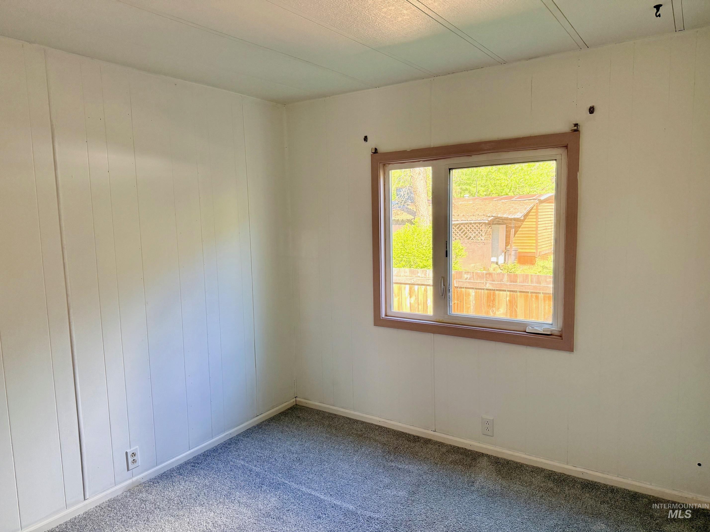 5 Bass Lane, Orofino, Idaho 83544, 3 Bedrooms, 2 Bathrooms, Residential For Sale, Price $95,000,MLS 98983654