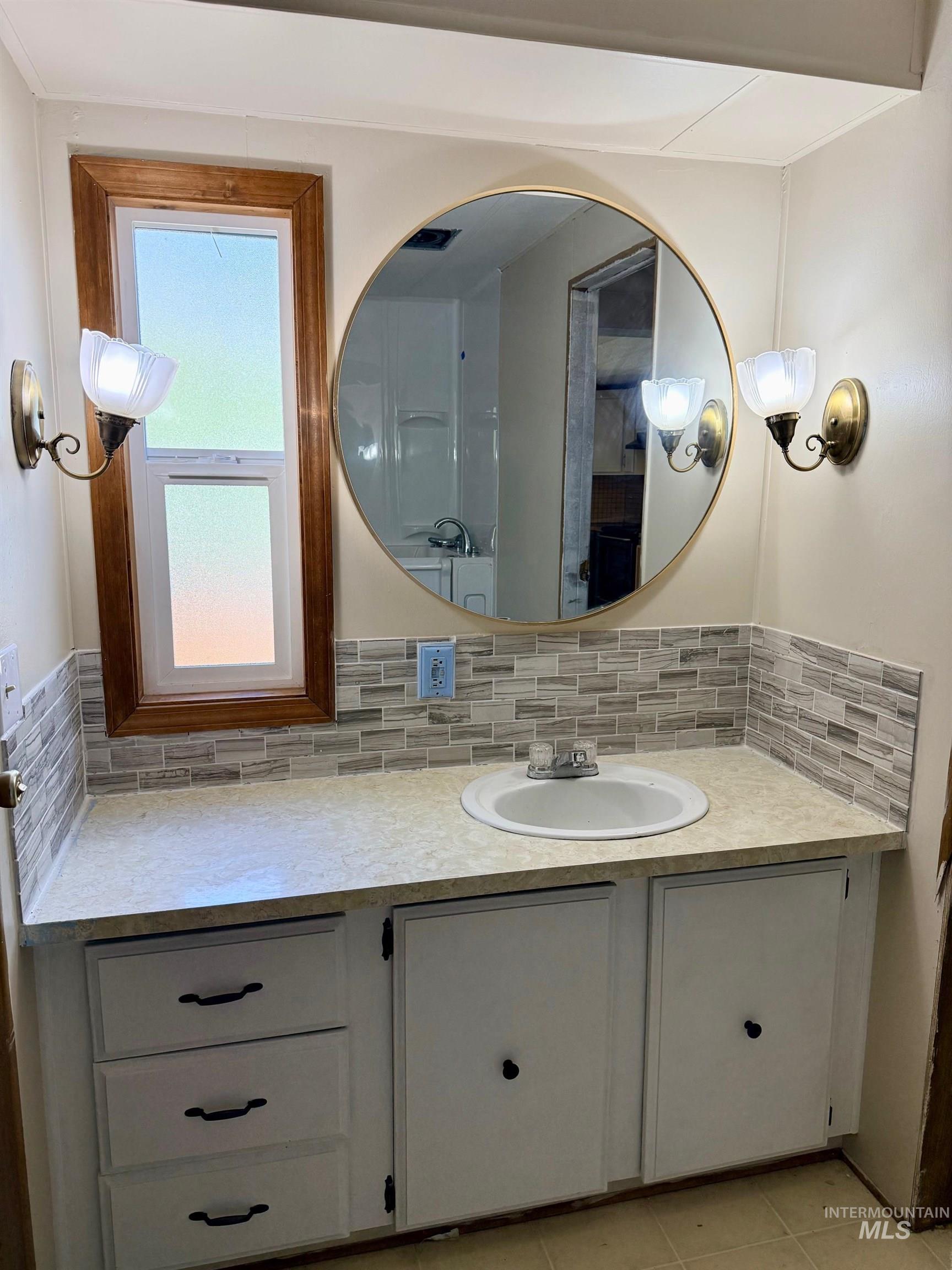 5 Bass Lane, Orofino, Idaho 83544, 3 Bedrooms, 2 Bathrooms, Residential For Sale, Price $95,000,MLS 98983654