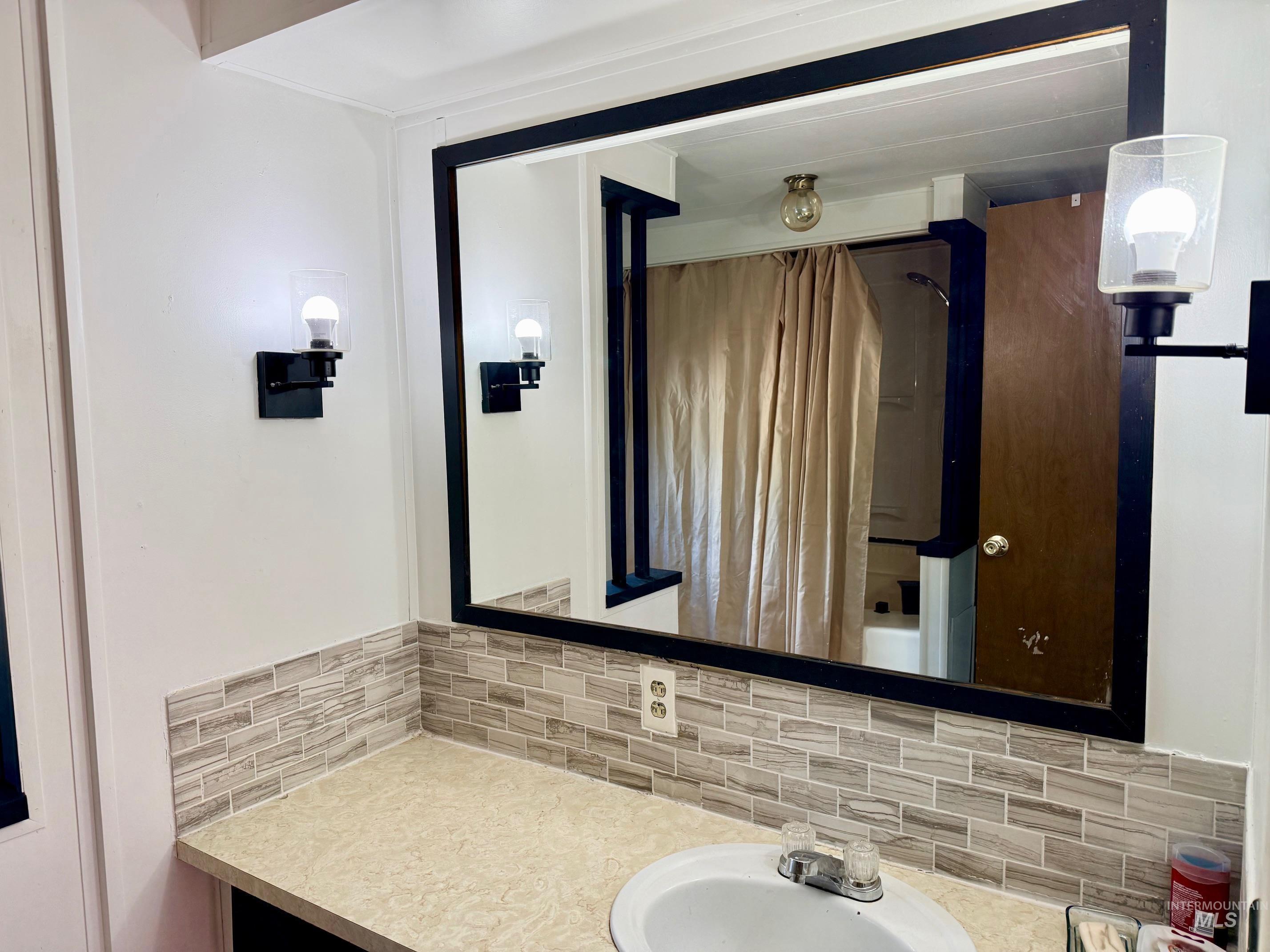 5 Bass Lane, Orofino, Idaho 83544, 3 Bedrooms, 2 Bathrooms, Residential For Sale, Price $95,000,MLS 98983654