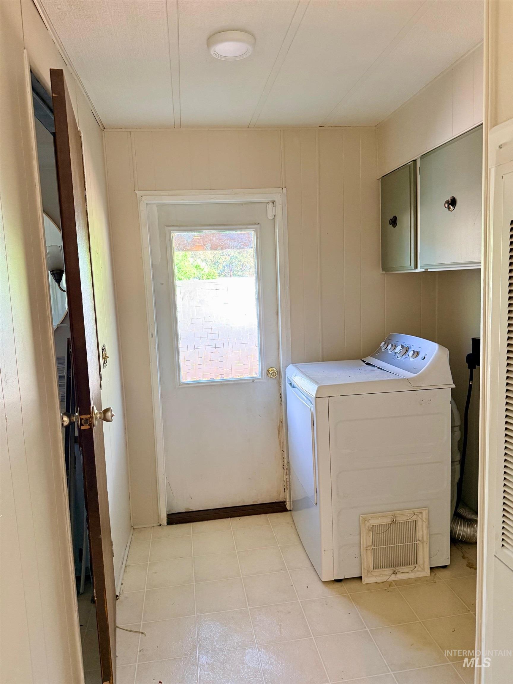 5 Bass Lane, Orofino, Idaho 83544, 3 Bedrooms, 2 Bathrooms, Residential For Sale, Price $95,000,MLS 98983654