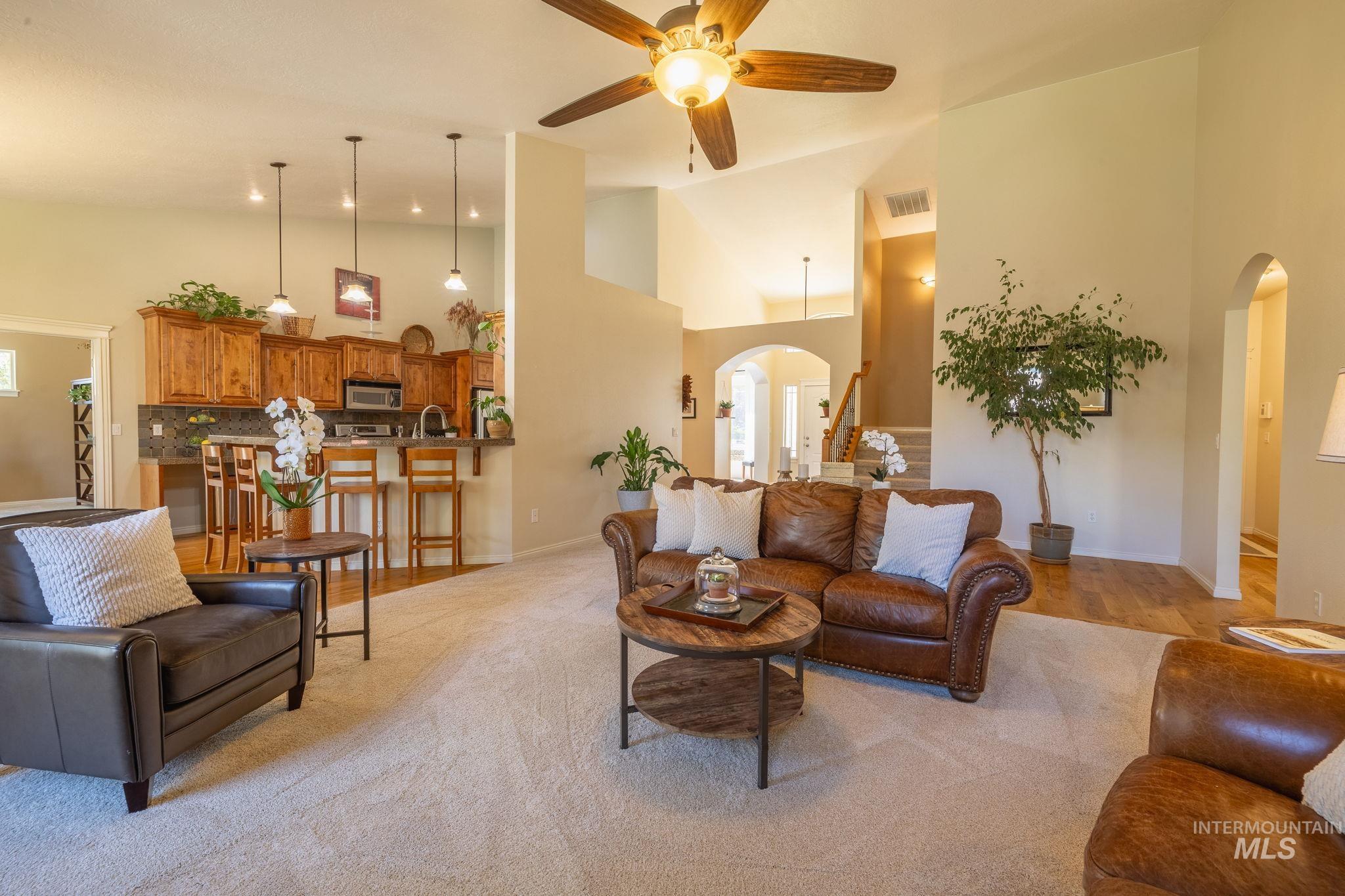 8798 W FIRCREST DR, Boise, Idaho 83704, 4 Bedrooms, 3.5 Bathrooms, Residential For Sale, Price $775,000,MLS 98983655