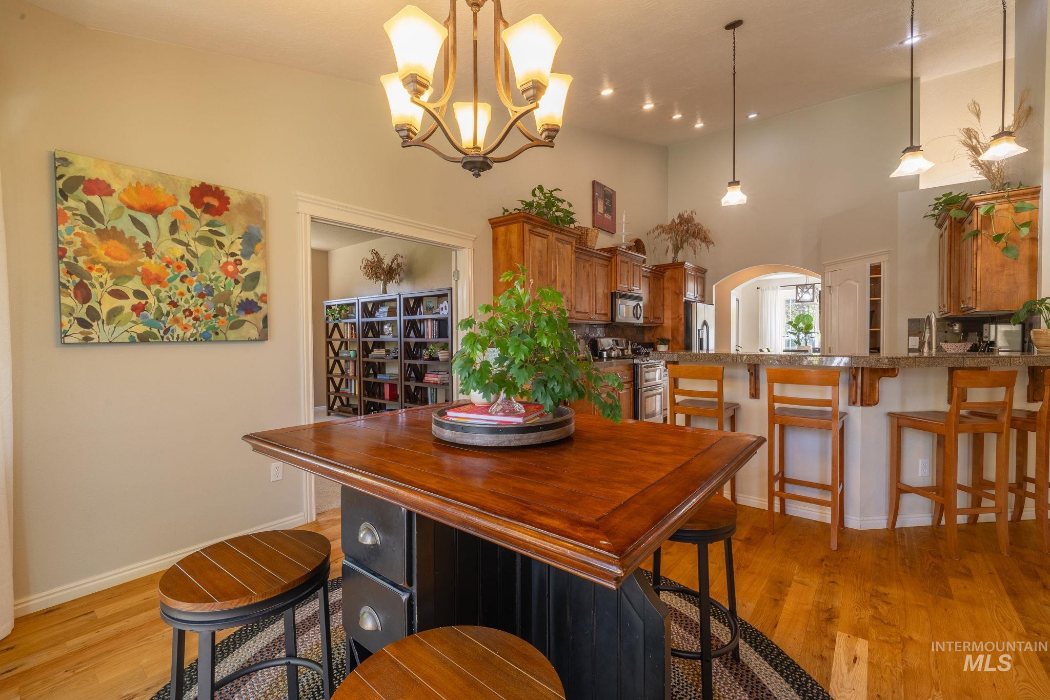 8798 W FIRCREST DR, Boise, Idaho 83704, 4 Bedrooms, 3.5 Bathrooms, Residential For Sale, Price $775,000,MLS 98983655