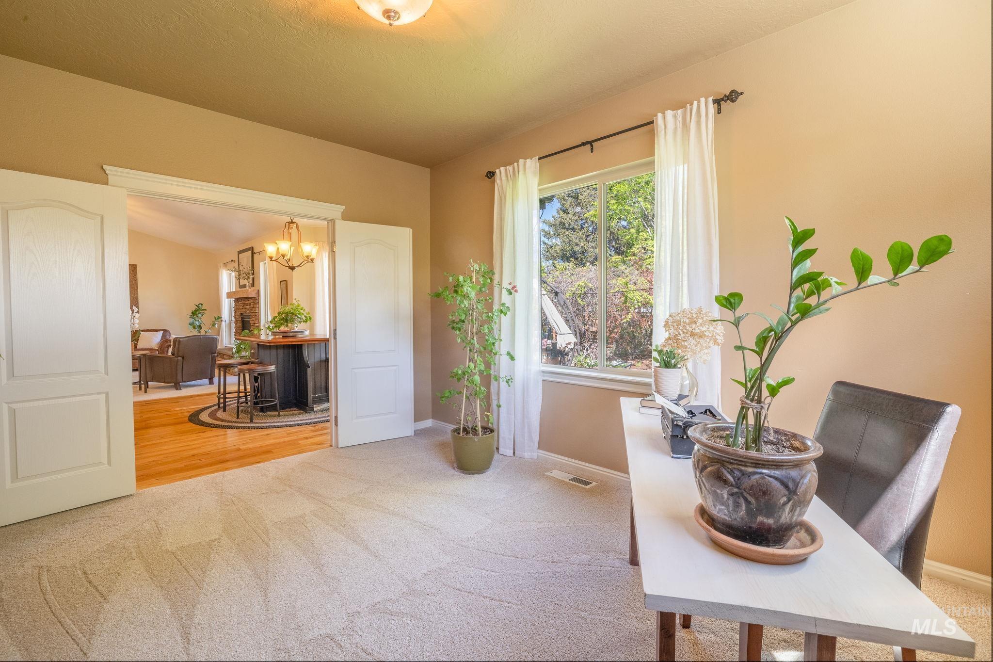 8798 W FIRCREST DR, Boise, Idaho 83704, 4 Bedrooms, 3.5 Bathrooms, Residential For Sale, Price $775,000,MLS 98983655