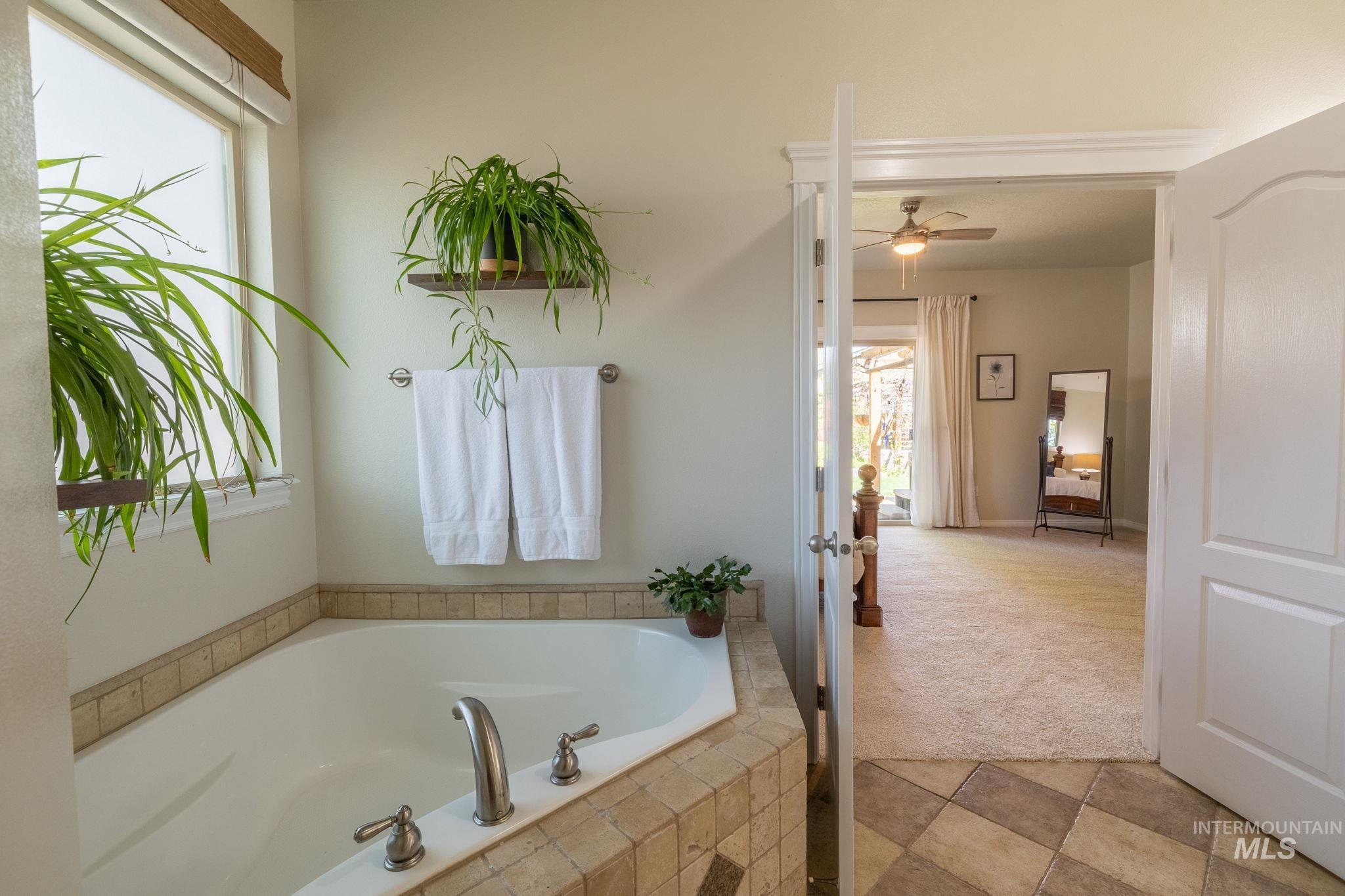 8798 W FIRCREST DR, Boise, Idaho 83704, 4 Bedrooms, 3.5 Bathrooms, Residential For Sale, Price $775,000,MLS 98983655