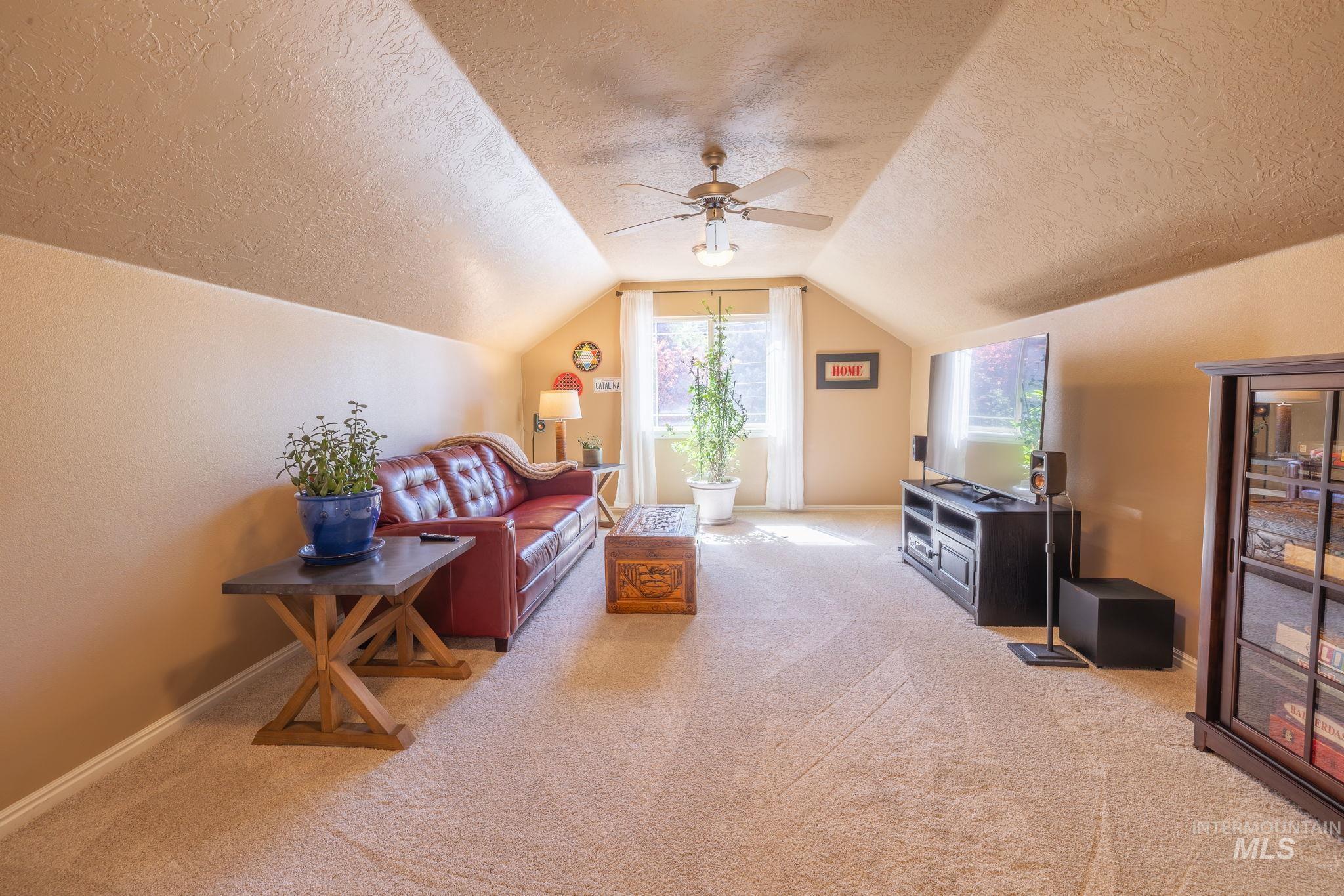 8798 W FIRCREST DR, Boise, Idaho 83704, 4 Bedrooms, 3.5 Bathrooms, Residential For Sale, Price $775,000,MLS 98983655