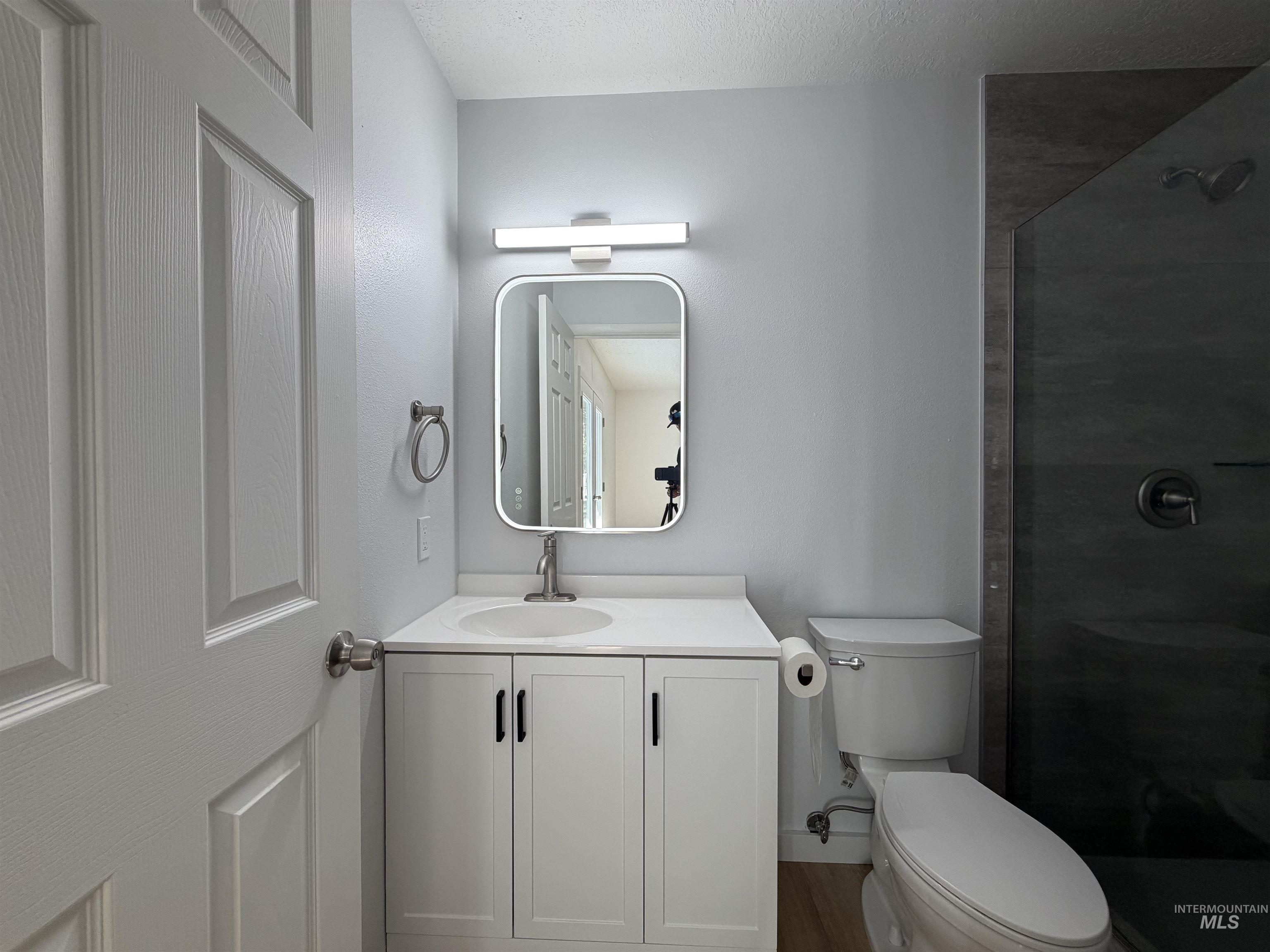 523 Park Meadows Cir, Twin Falls, Idaho 83301, 3 Bedrooms, 2 Bathrooms, Residential For Sale, Price $392,000,MLS 98983656