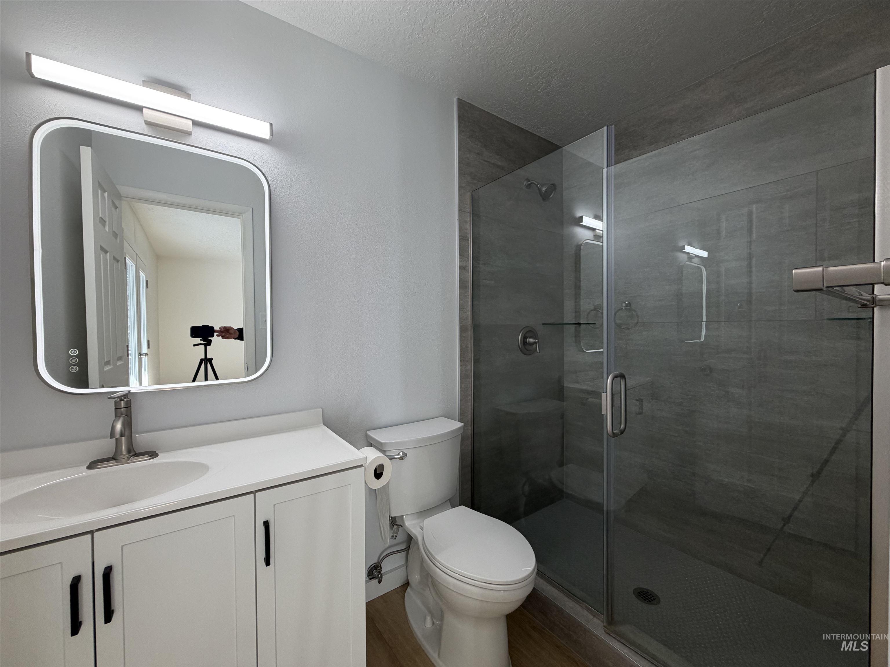 523 Park Meadows Cir, Twin Falls, Idaho 83301, 3 Bedrooms, 2 Bathrooms, Residential For Sale, Price $392,000,MLS 98983656