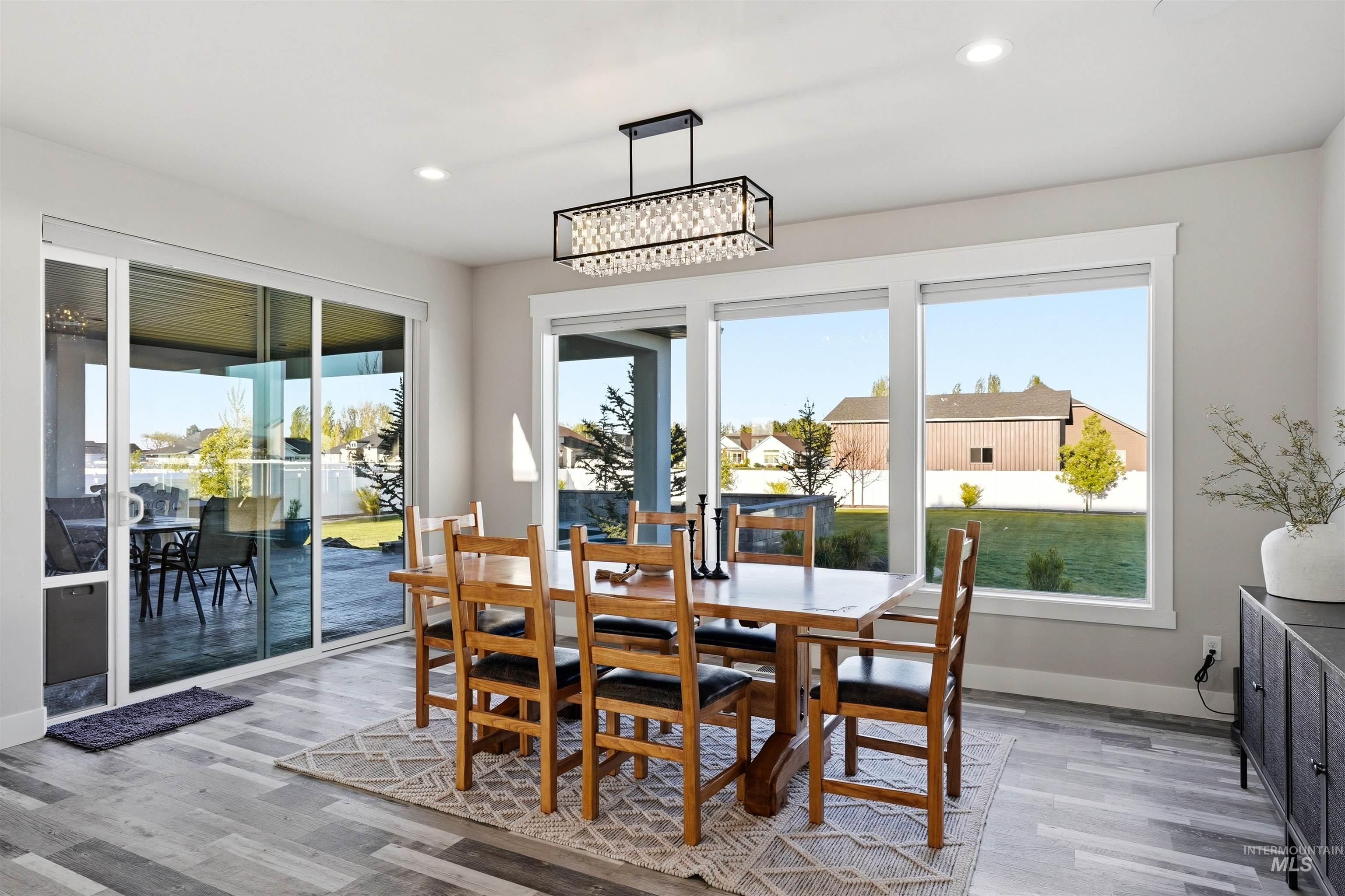 3872 N 3560 E, Kimberly, Idaho 83341, 5 Bedrooms, 4.5 Bathrooms, Residential For Sale, Price $1,200,000, 98983659