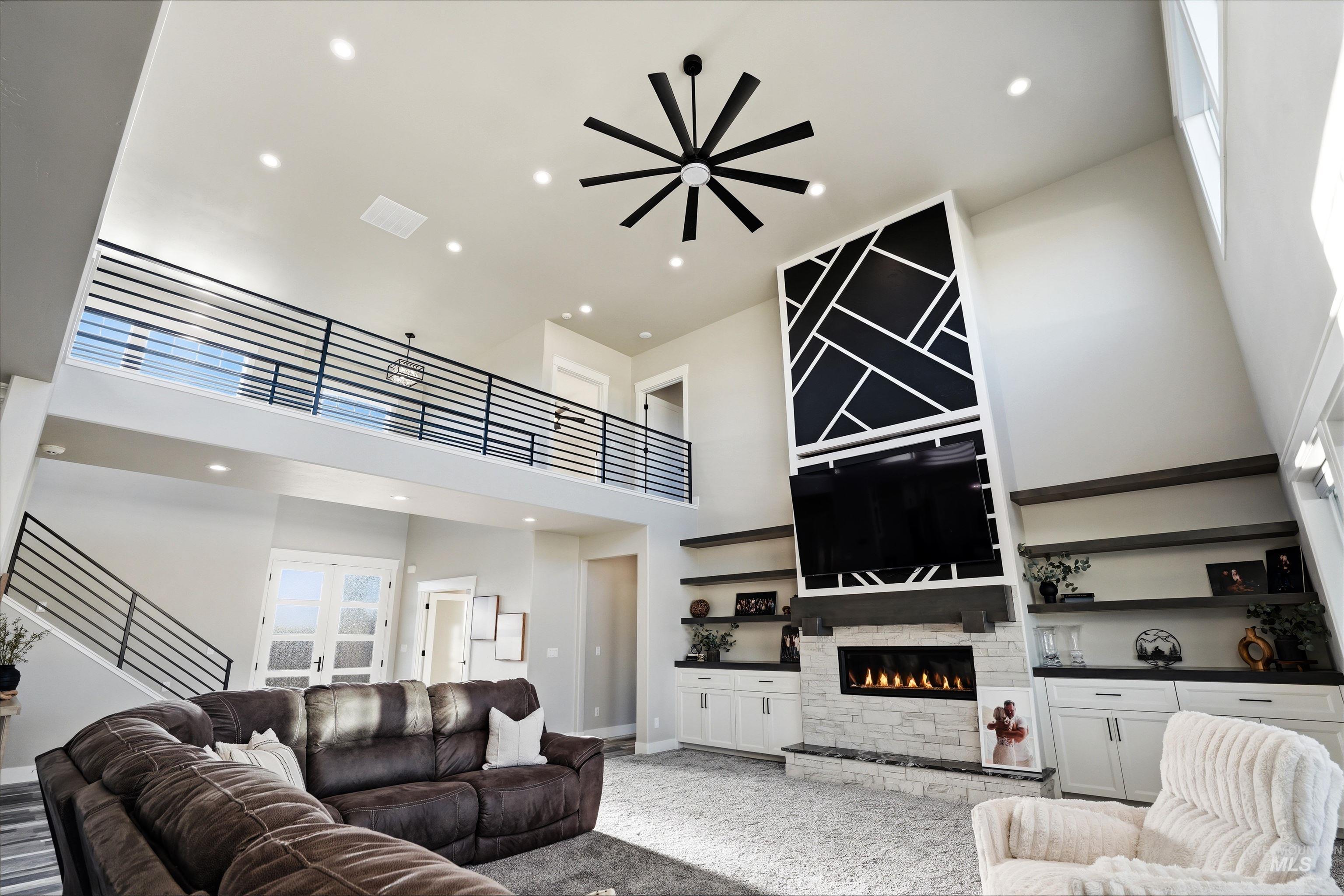 3872 N 3560 E, Kimberly, Idaho 83341, 5 Bedrooms, 4.5 Bathrooms, Residential For Sale, Price $1,200,000, 98983659