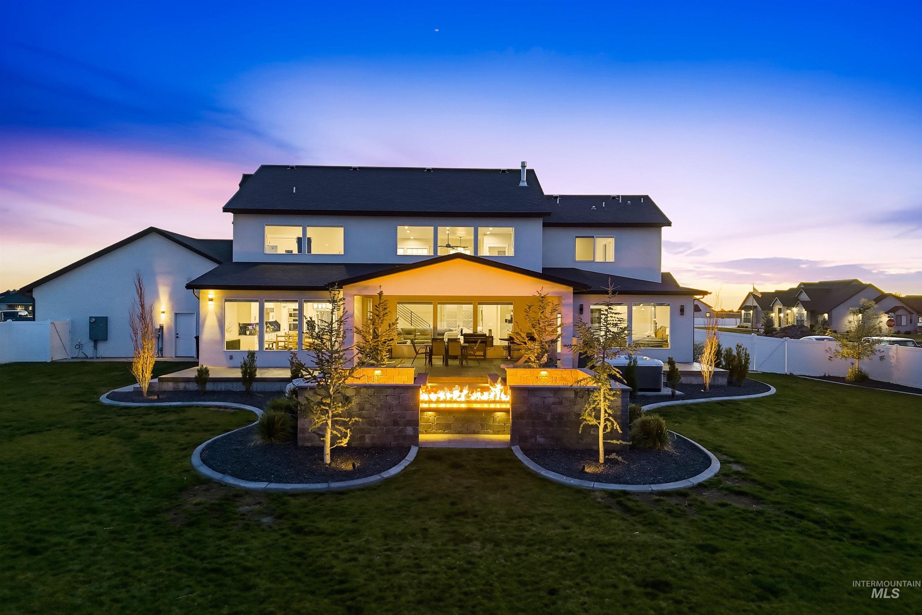 3872 N 3560 E, Kimberly, Idaho 83341, 5 Bedrooms, 4.5 Bathrooms, Residential For Sale, Price $1,200,000, 98983659