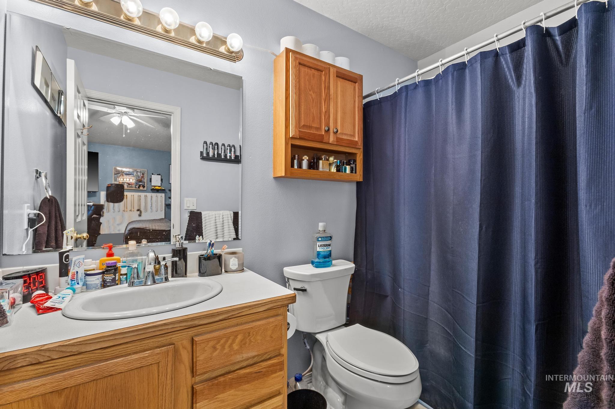 2005 S Plateau Dr, Nampa, Idaho 83686, 4 Bedrooms, 3 Bathrooms, Residential For Sale, Price $419,000, 98983660