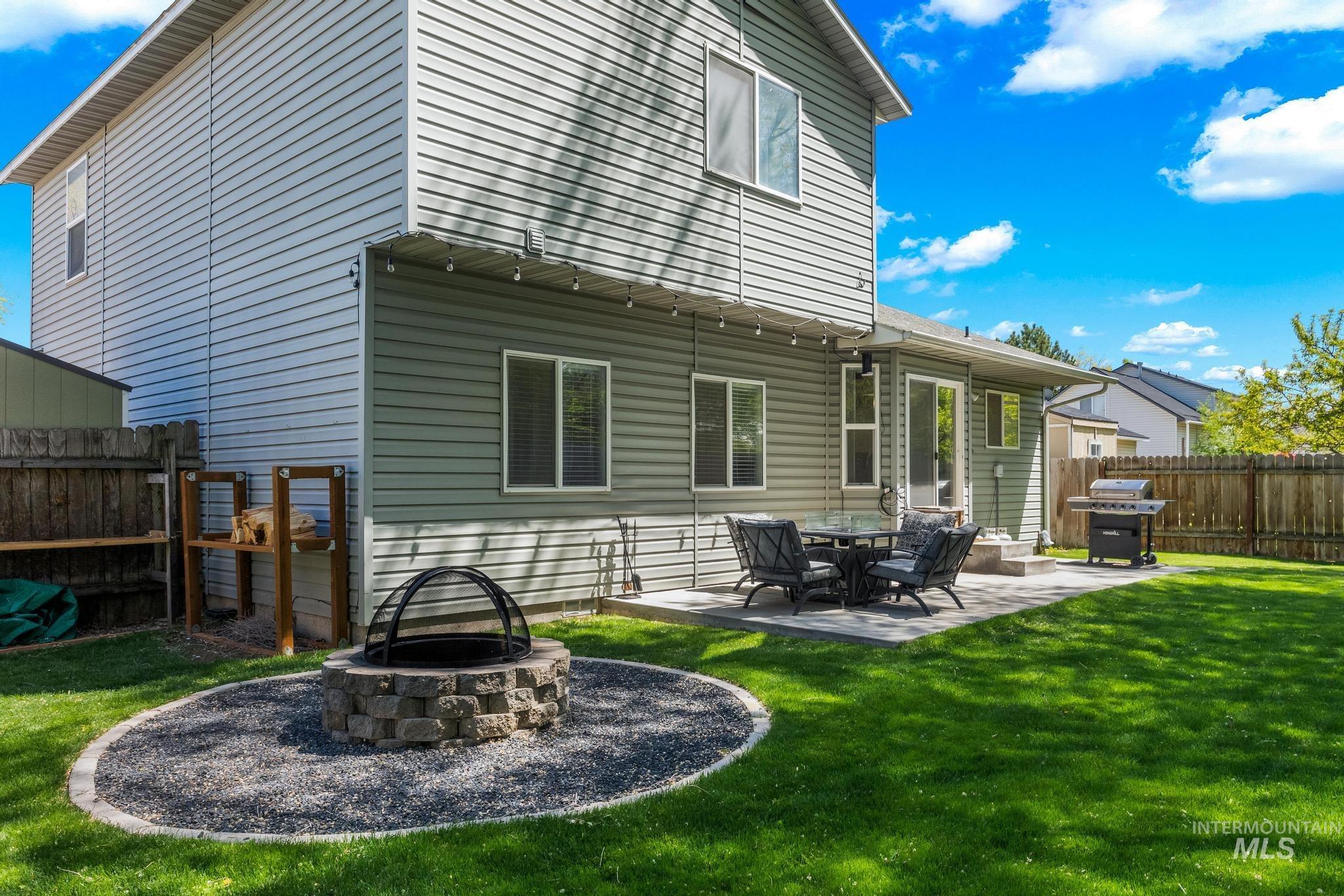 2005 S Plateau Dr, Nampa, Idaho 83686, 4 Bedrooms, 3 Bathrooms, Residential For Sale, Price $419,000, 98983660
