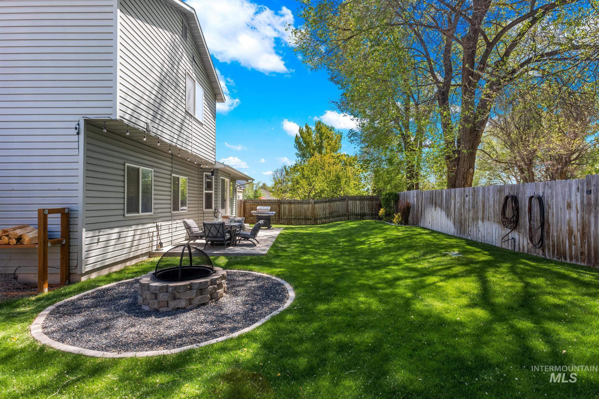 2005 S Plateau Dr, Nampa, Idaho 83686, 4 Bedrooms, 3 Bathrooms, Residential For Sale, Price $419,000, 98983660