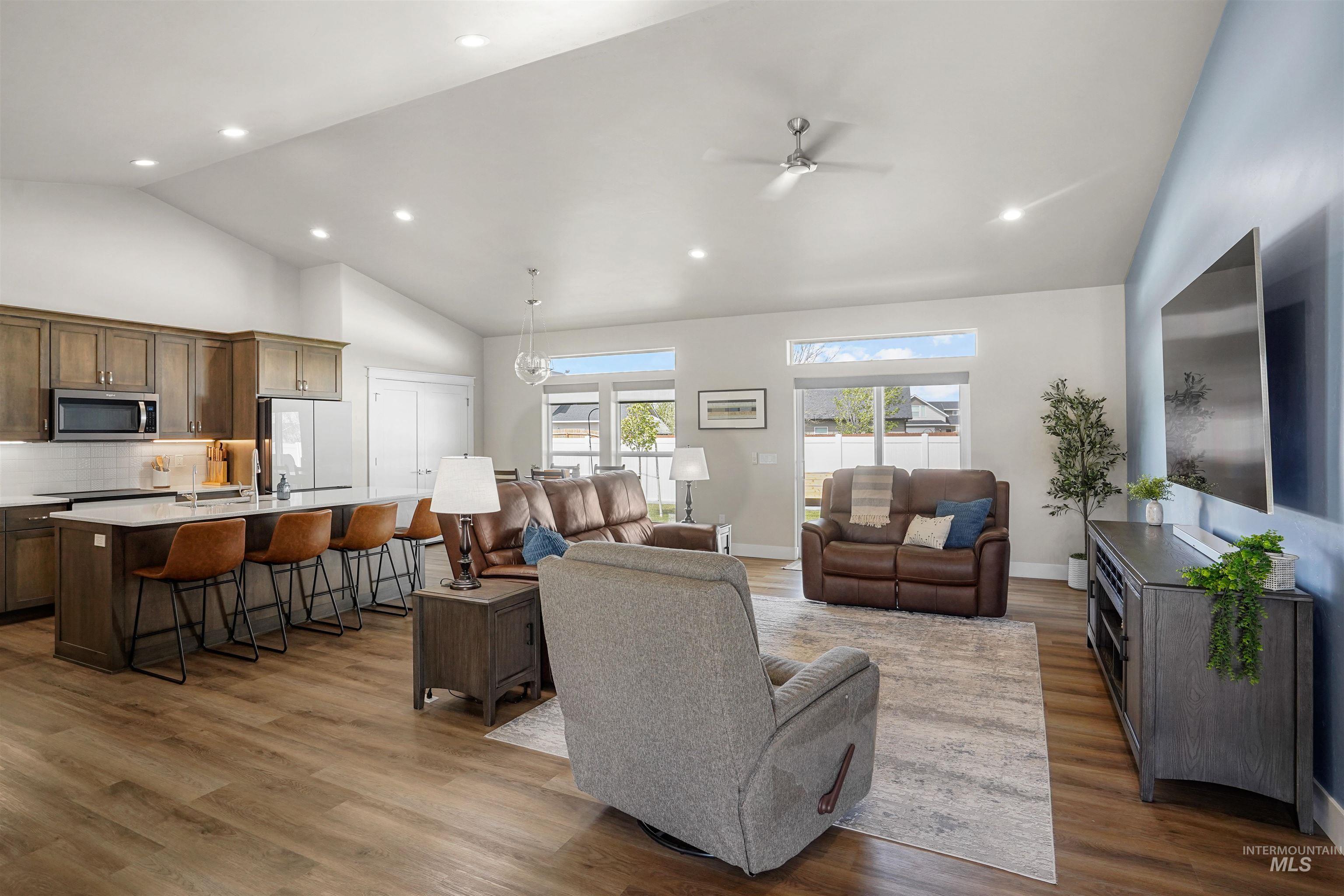 542 Lake Cleveland, Burley, Idaho 83318, 4 Bedrooms, 2 Bathrooms, Residential For Sale, Price $445,000, 98983661