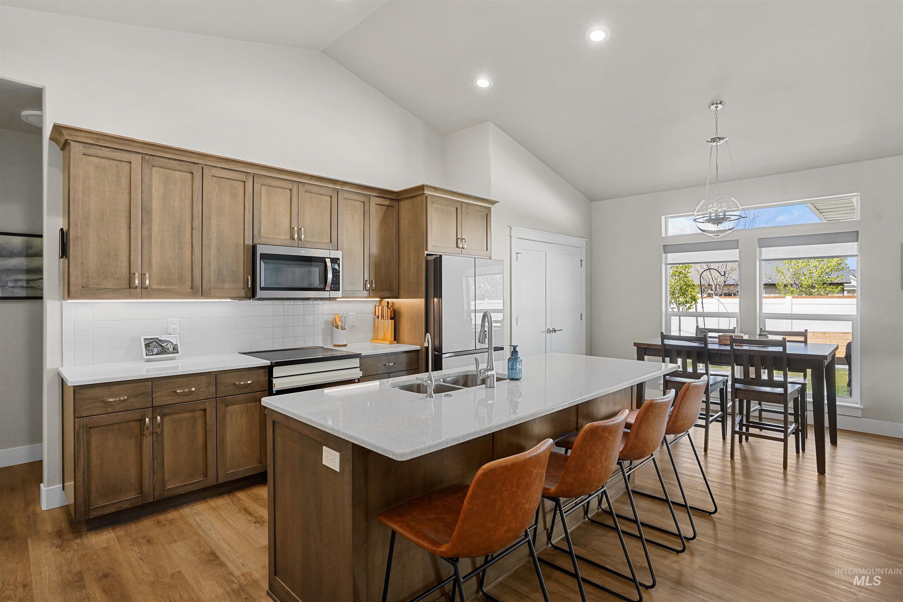 542 Lake Cleveland, Burley, Idaho 83318, 4 Bedrooms, 2 Bathrooms, Residential For Sale, Price $445,000, 98983661