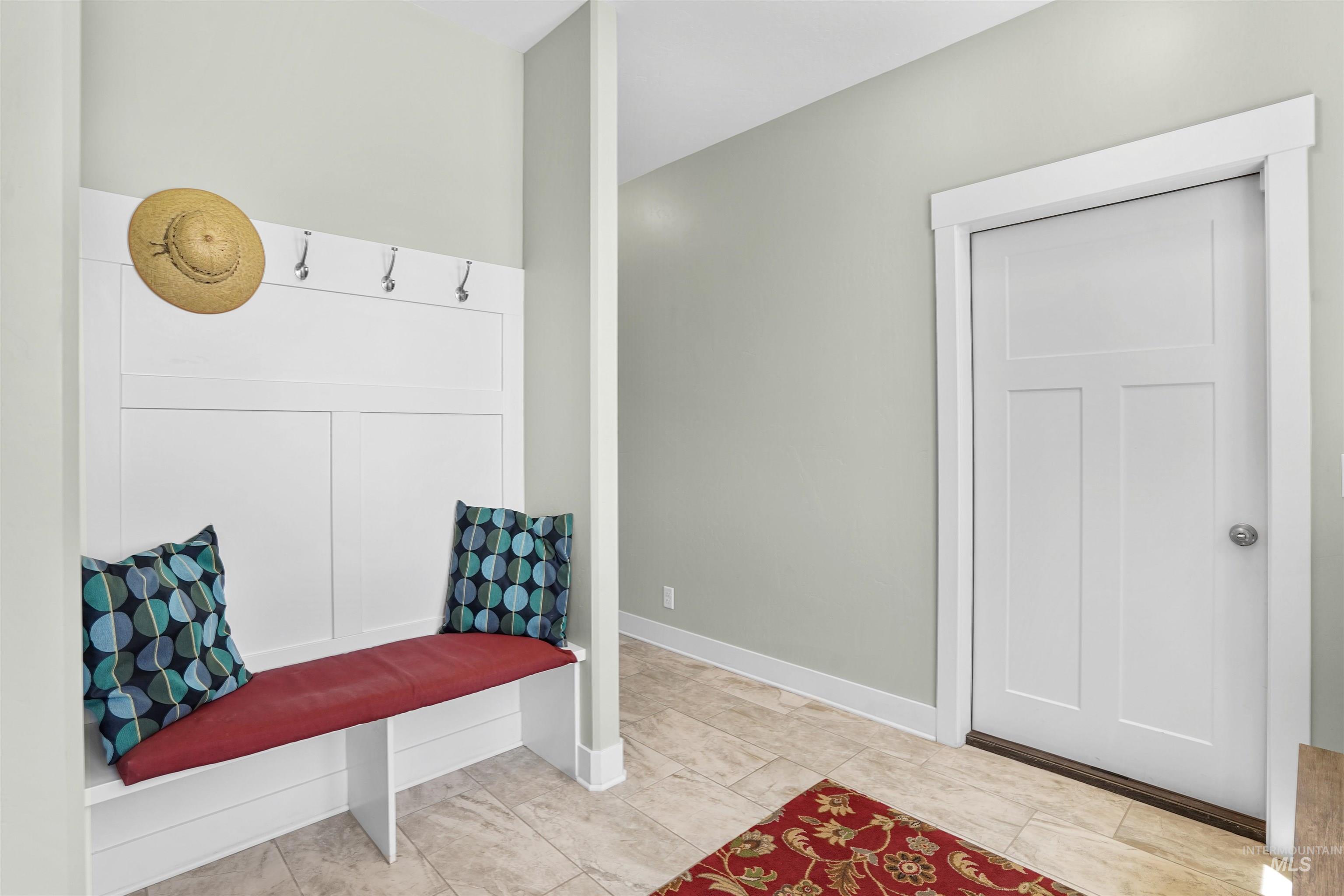 820 Shooting Iron, Almo, Idaho 83312, 2 Bedrooms, 2 Bathrooms, Residential For Sale, Price $625,000, 98983662