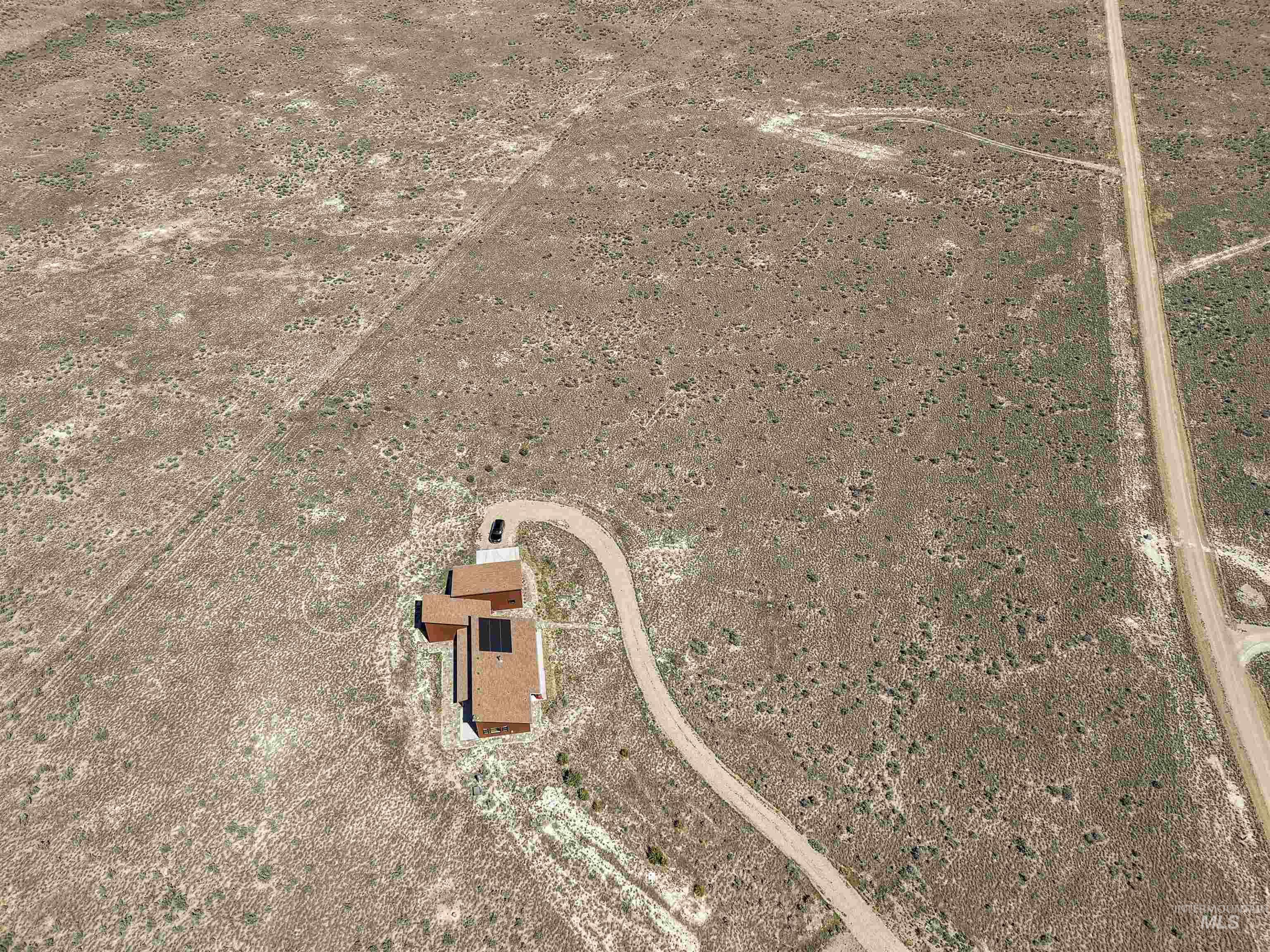 820 Shooting Iron, Almo, Idaho 83312, 2 Bedrooms, 2 Bathrooms, Residential For Sale, Price $625,000, 98983662