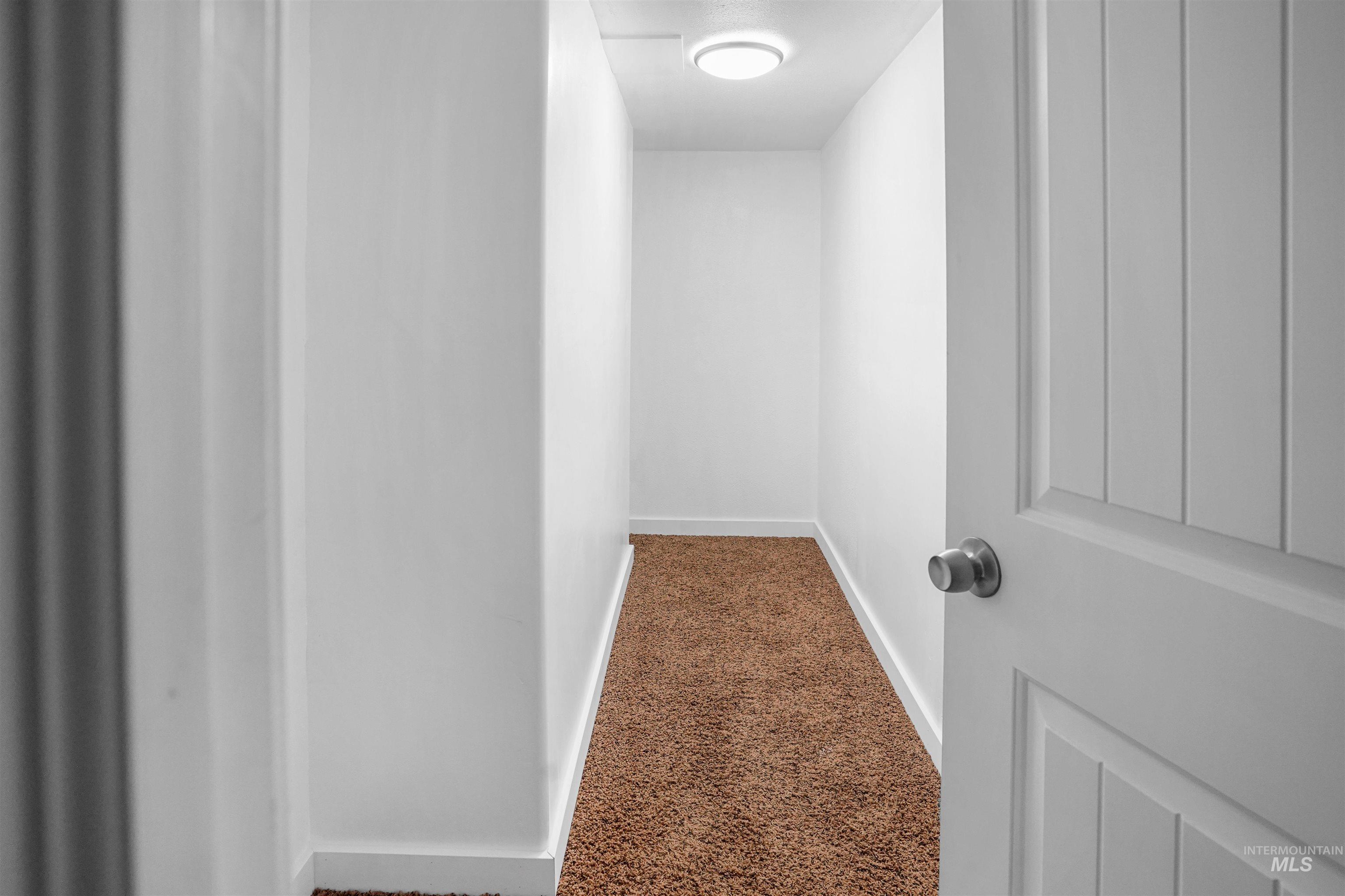 513 W 2100 S, Oakley, Idaho 83346, 5 Bedrooms, 3.5 Bathrooms, Residential For Sale, Price $475,000,MLS 98983663