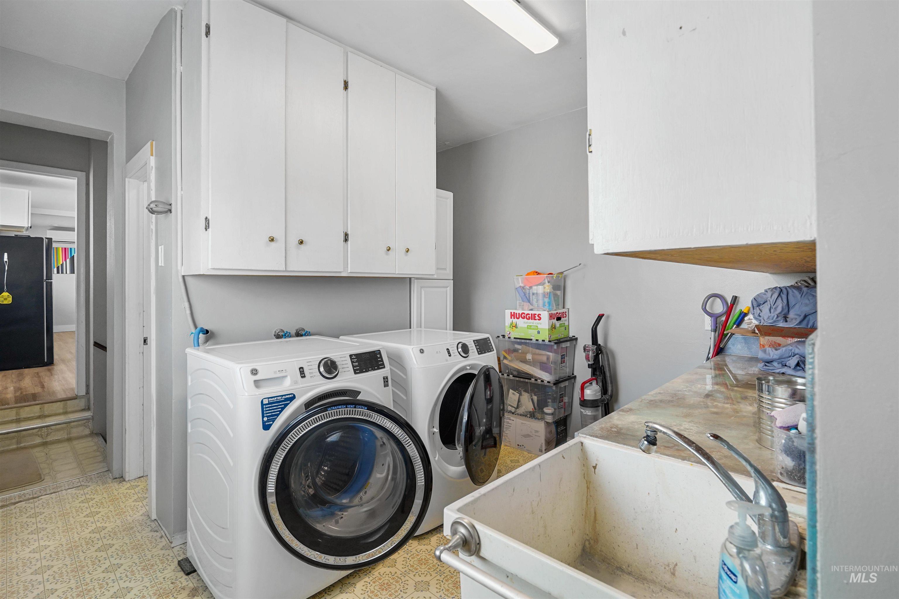 513 W 2100 S, Oakley, Idaho 83346, 5 Bedrooms, 3.5 Bathrooms, Residential For Sale, Price $475,000,MLS 98983663