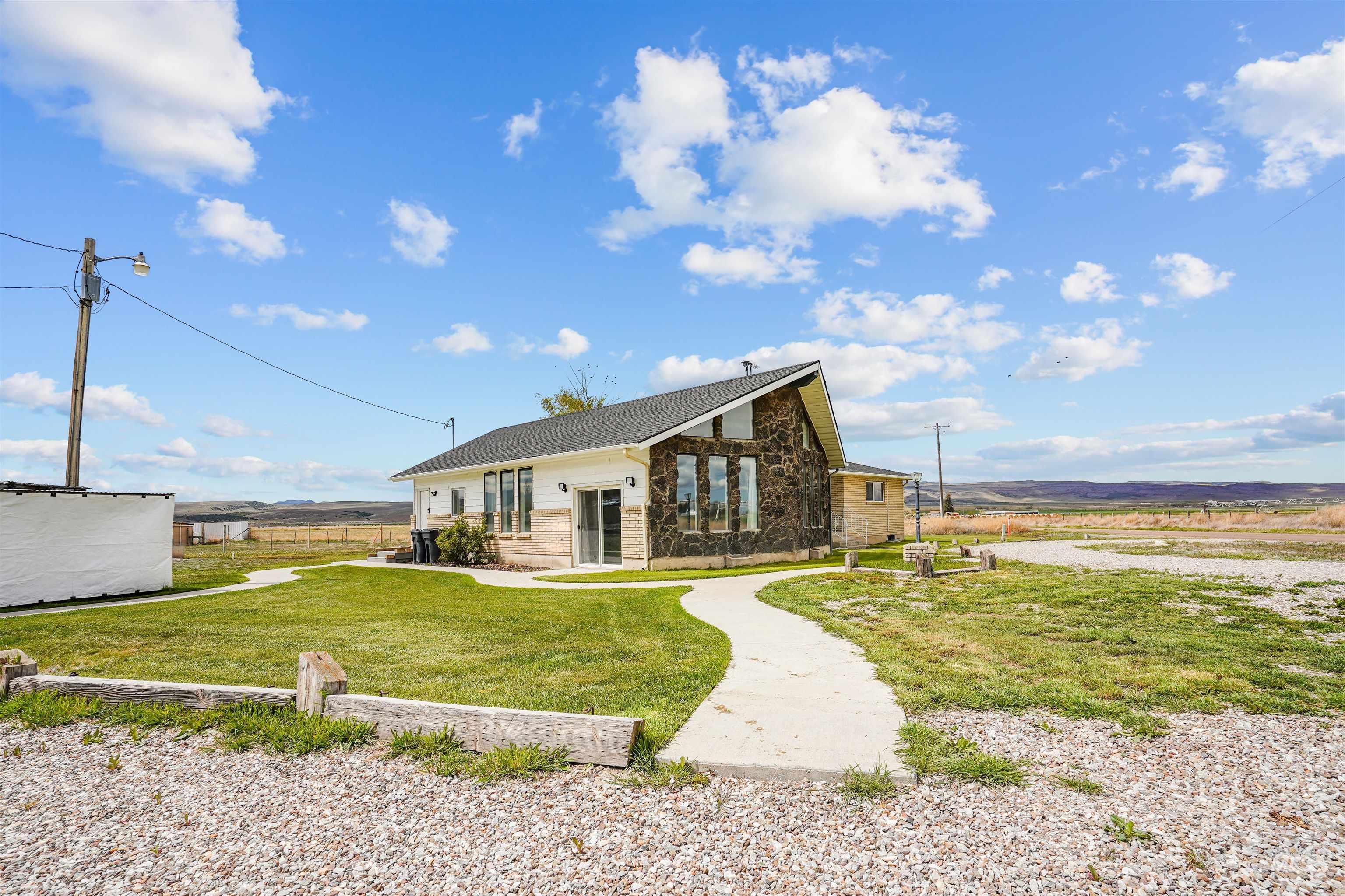 513 W 2100 S, Oakley, Idaho 83346, 5 Bedrooms, 3.5 Bathrooms, Residential For Sale, Price $475,000,MLS 98983663