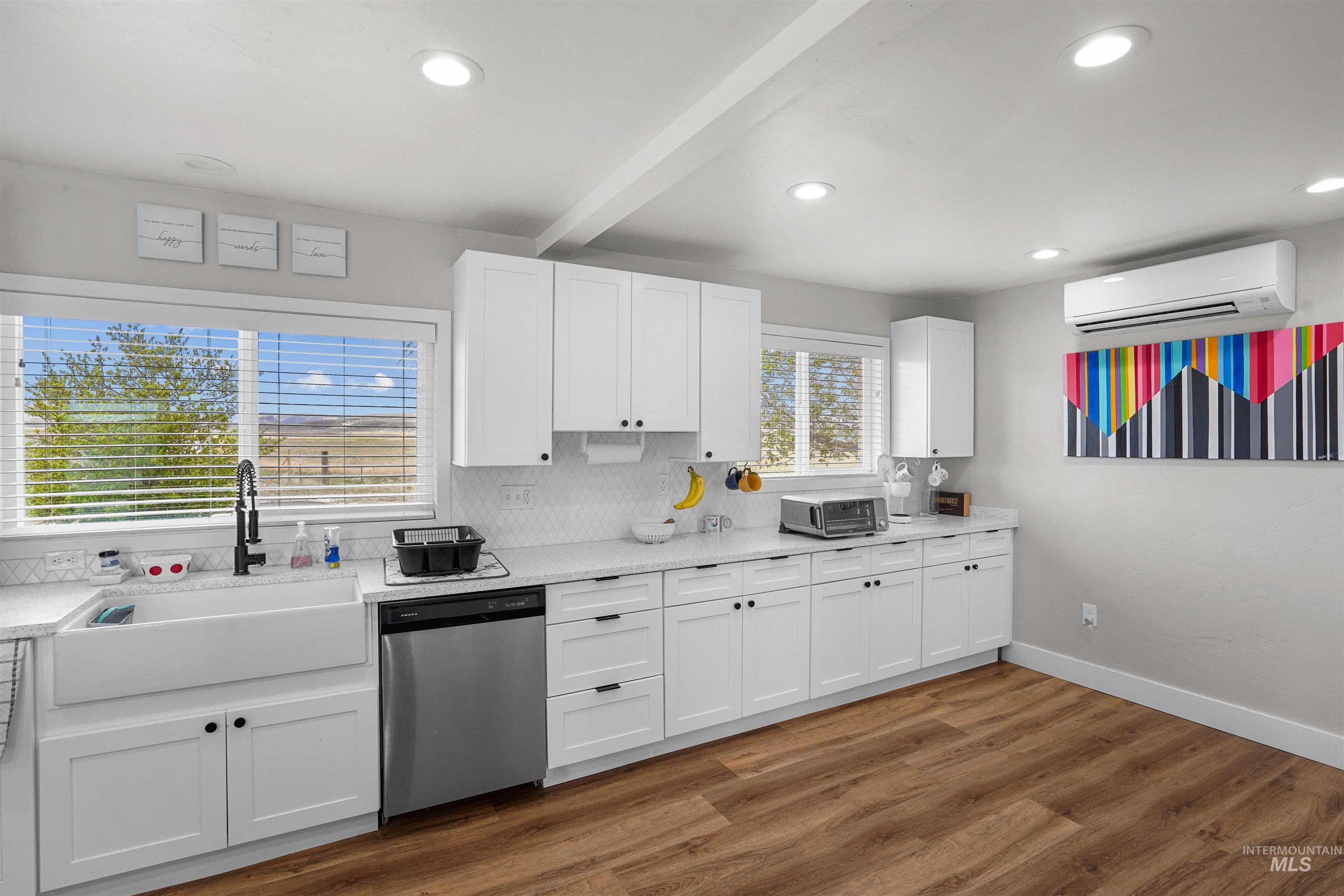 513 W 2100 S, Oakley, Idaho 83346, 5 Bedrooms, 3.5 Bathrooms, Residential For Sale, Price $475,000,MLS 98983663