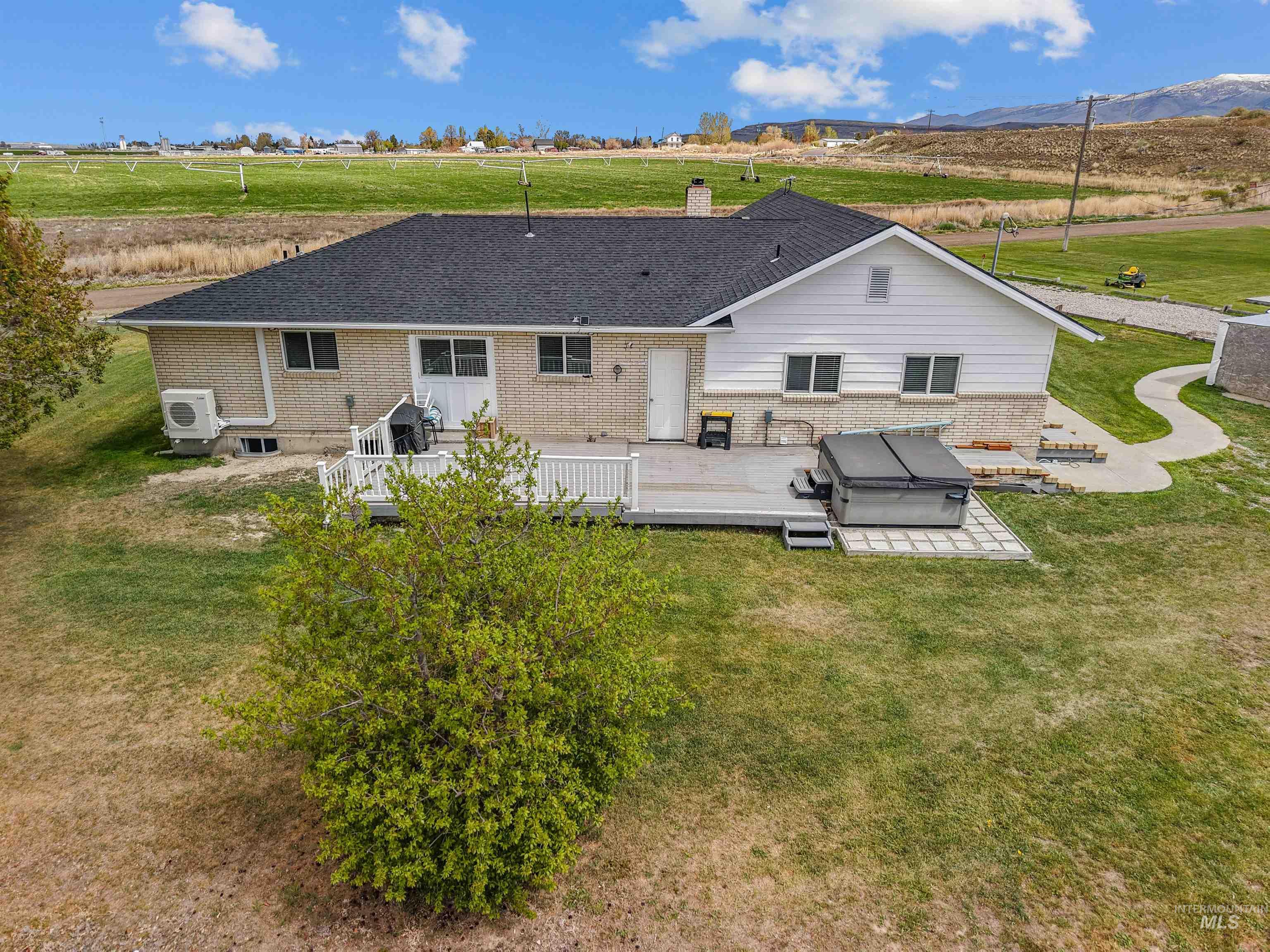 513 W 2100 S, Oakley, Idaho 83346, 5 Bedrooms, 3.5 Bathrooms, Residential For Sale, Price $475,000,MLS 98983663