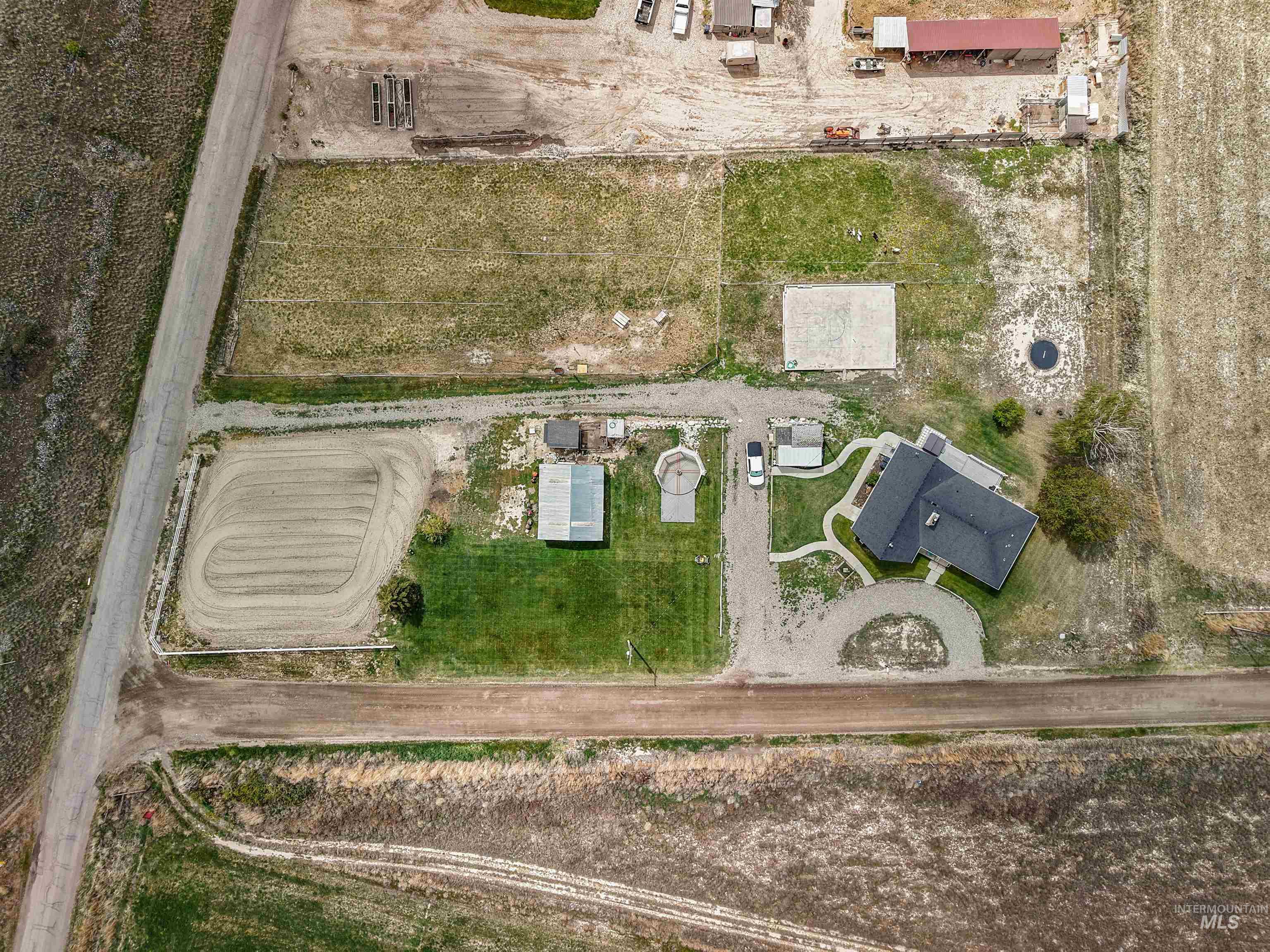 513 W 2100 S, Oakley, Idaho 83346, 5 Bedrooms, 3.5 Bathrooms, Residential For Sale, Price $475,000,MLS 98983663