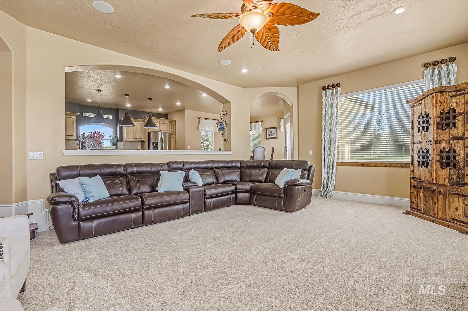 8751 W Rioja St, Star, Idaho 83669, 5 Bedrooms, 4.5 Bathrooms, Residential For Sale, Price $1,395,000,MLS 98983664