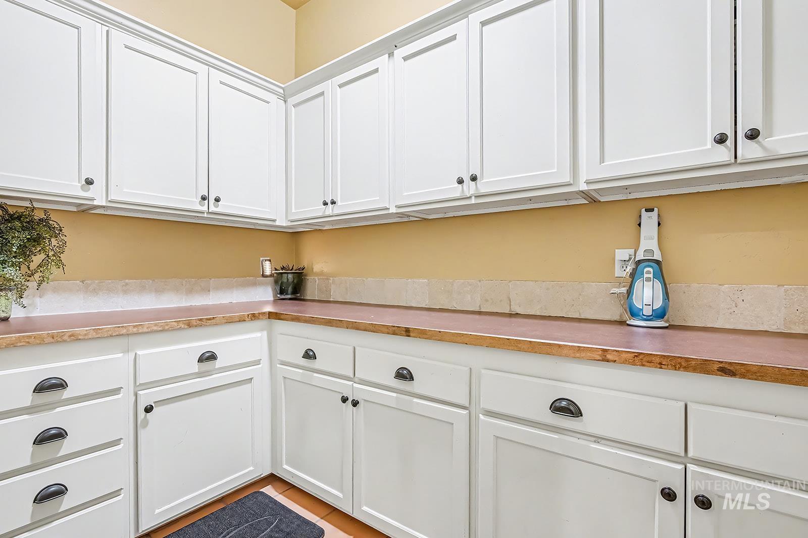 8751 W Rioja St, Star, Idaho 83669, 5 Bedrooms, 4.5 Bathrooms, Residential For Sale, Price $1,395,000,MLS 98983664
