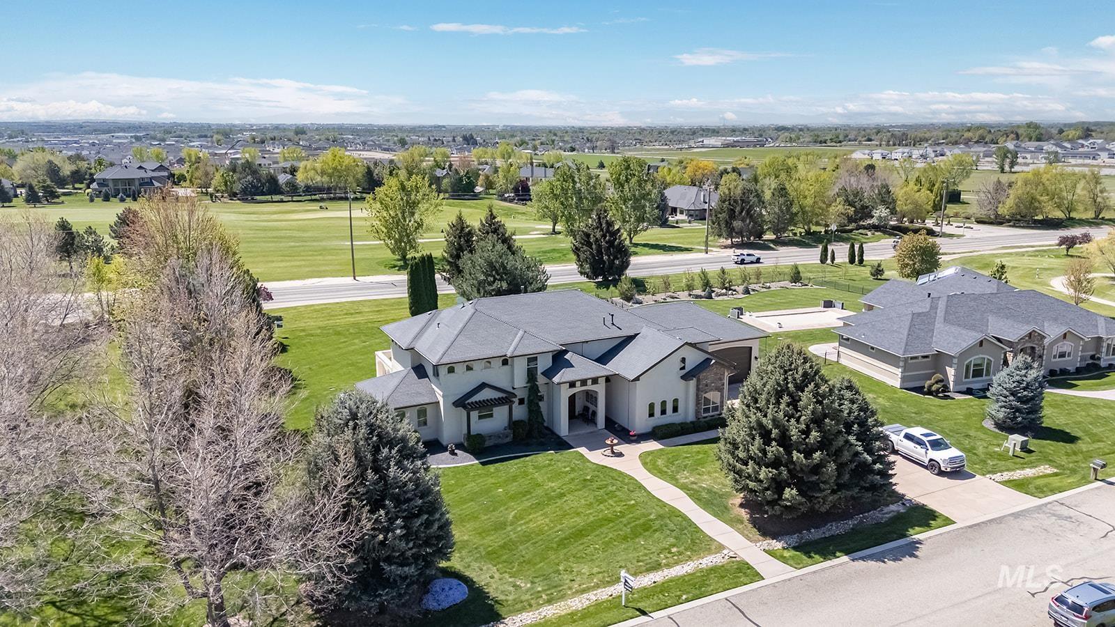 8751 W Rioja St, Star, Idaho 83669, 5 Bedrooms, 4.5 Bathrooms, Residential For Sale, Price $1,395,000,MLS 98983664
