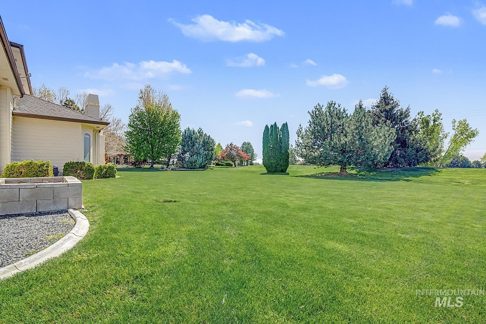 8751 W Rioja St, Star, Idaho 83669, 5 Bedrooms, 4.5 Bathrooms, Residential For Sale, Price $1,395,000,MLS 98983664