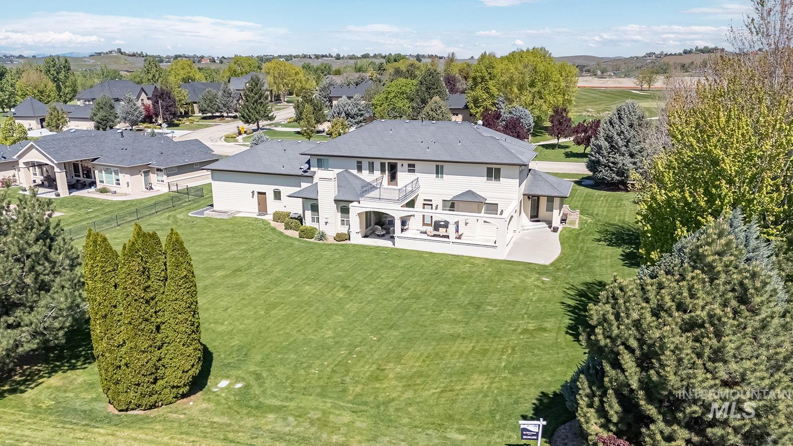 8751 W Rioja St, Star, Idaho 83669, 5 Bedrooms, 4.5 Bathrooms, Residential For Sale, Price $1,395,000,MLS 98983664