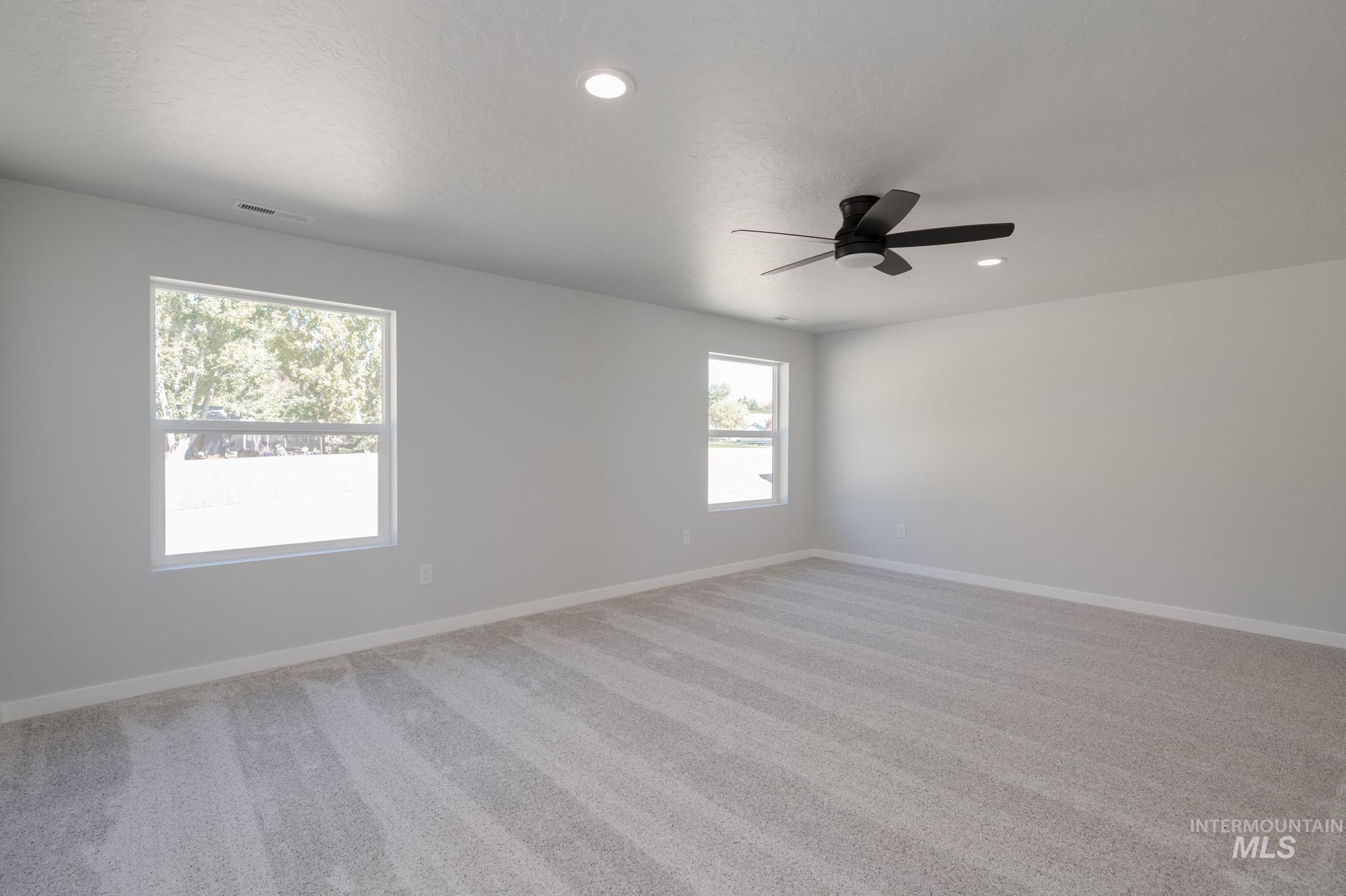 1719 N Birch St, Jerome, Idaho 83338, 5 Bedrooms, 3 Bathrooms, Residential For Sale, Price $499,990,MLS 98983669